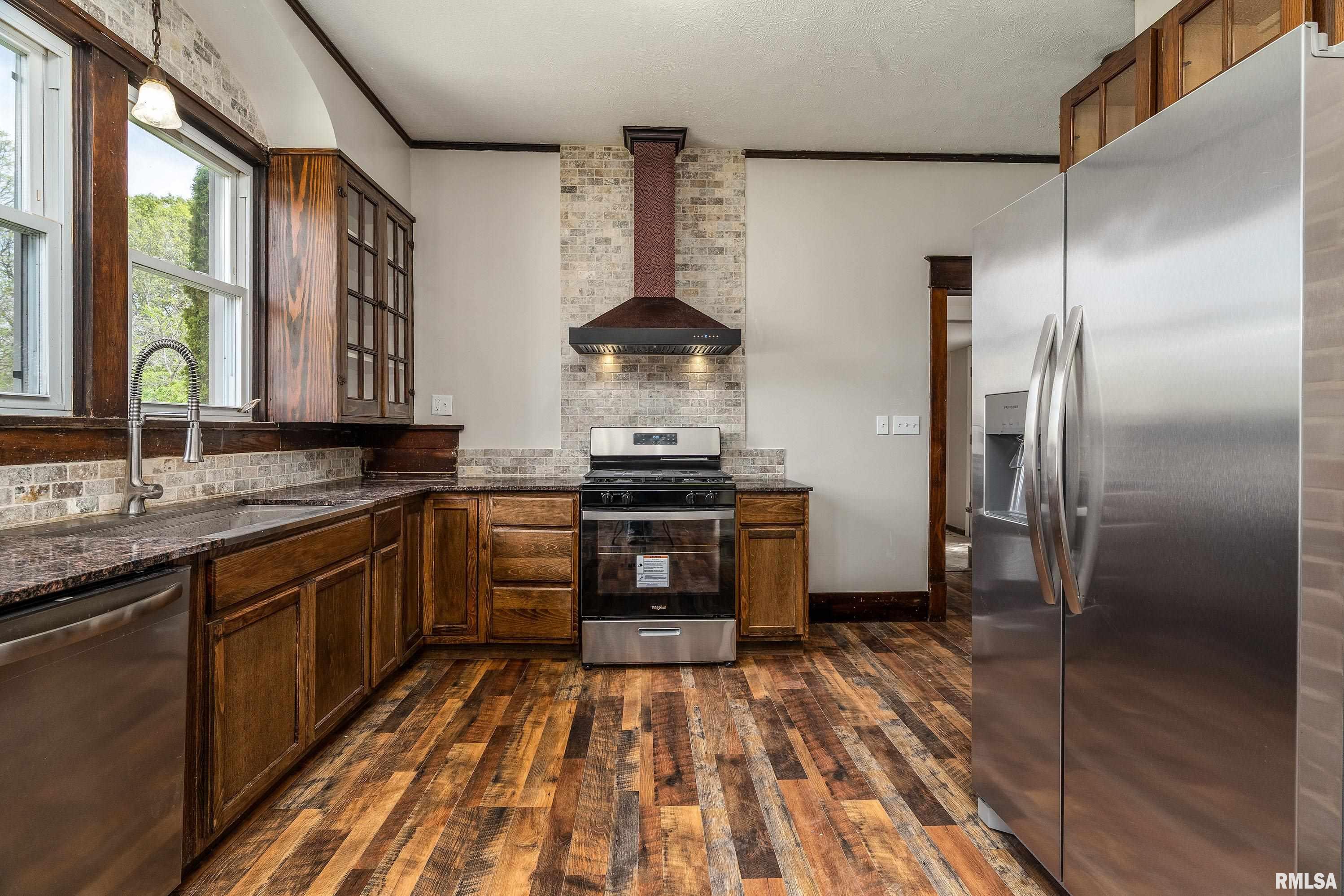 202 N Jackson Street, West Frankfort, Illinois image 11