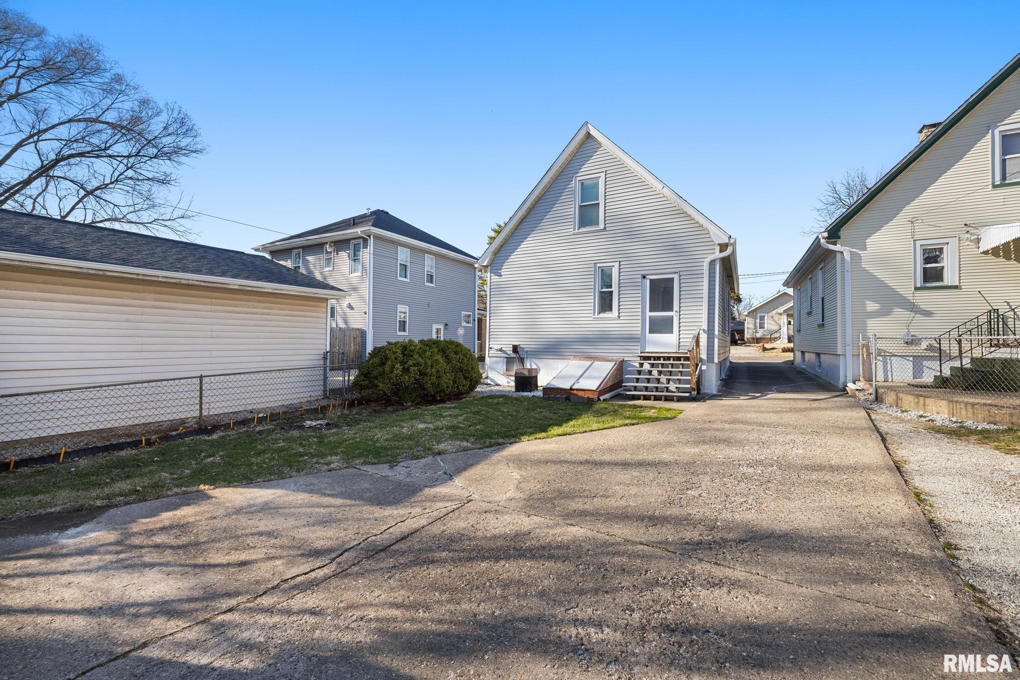 916 W Virginia Avenue, Peoria, Illinois image 4