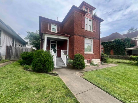 Homes For Sale - 1026 N 8th Street<br/> Quincy, IL 62301