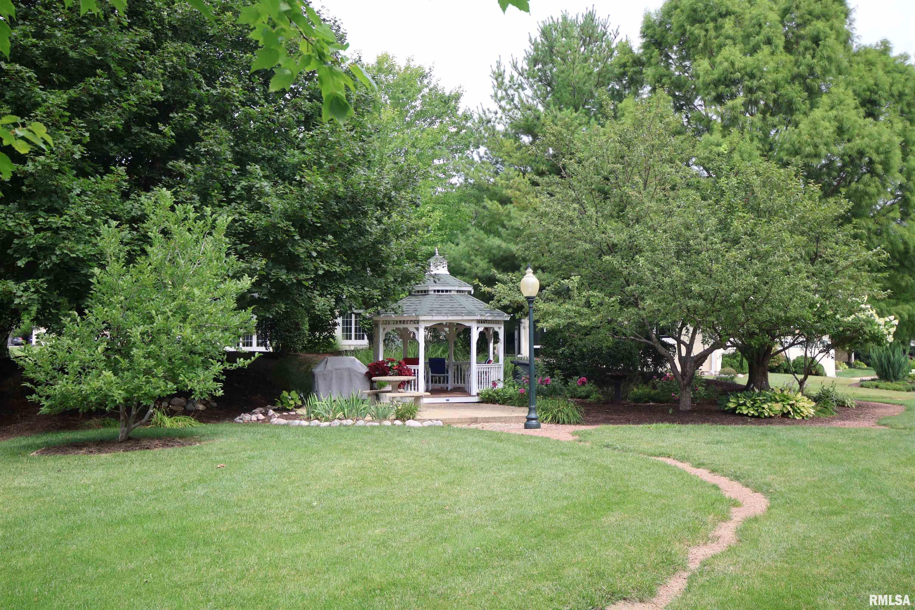 5727 W Woodbriar Lane, Peoria, Illinois image 10