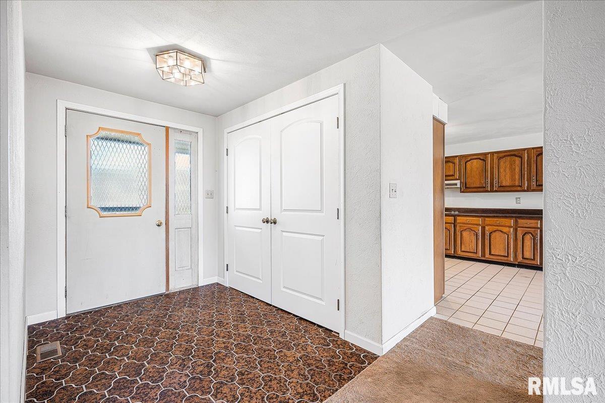 4016 W Middle Road, Peoria, Illinois image 8