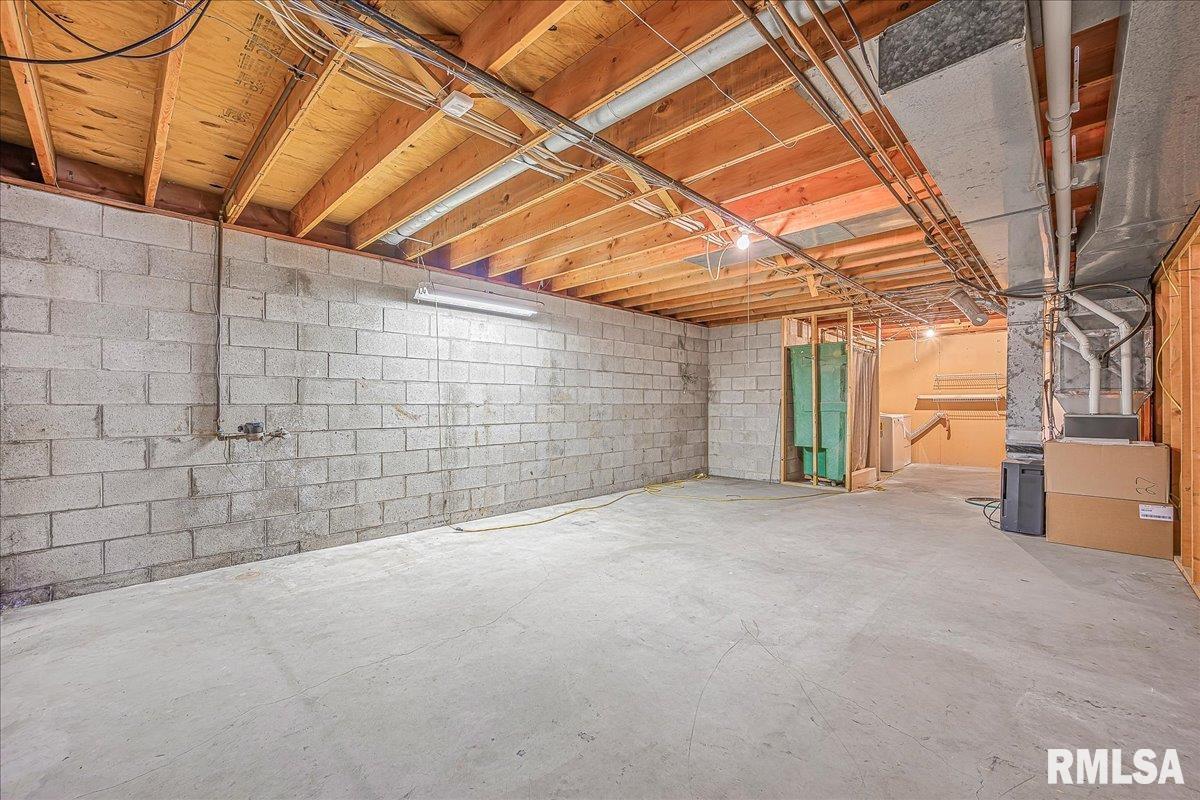4016 W Middle Road, Peoria, Illinois image 30