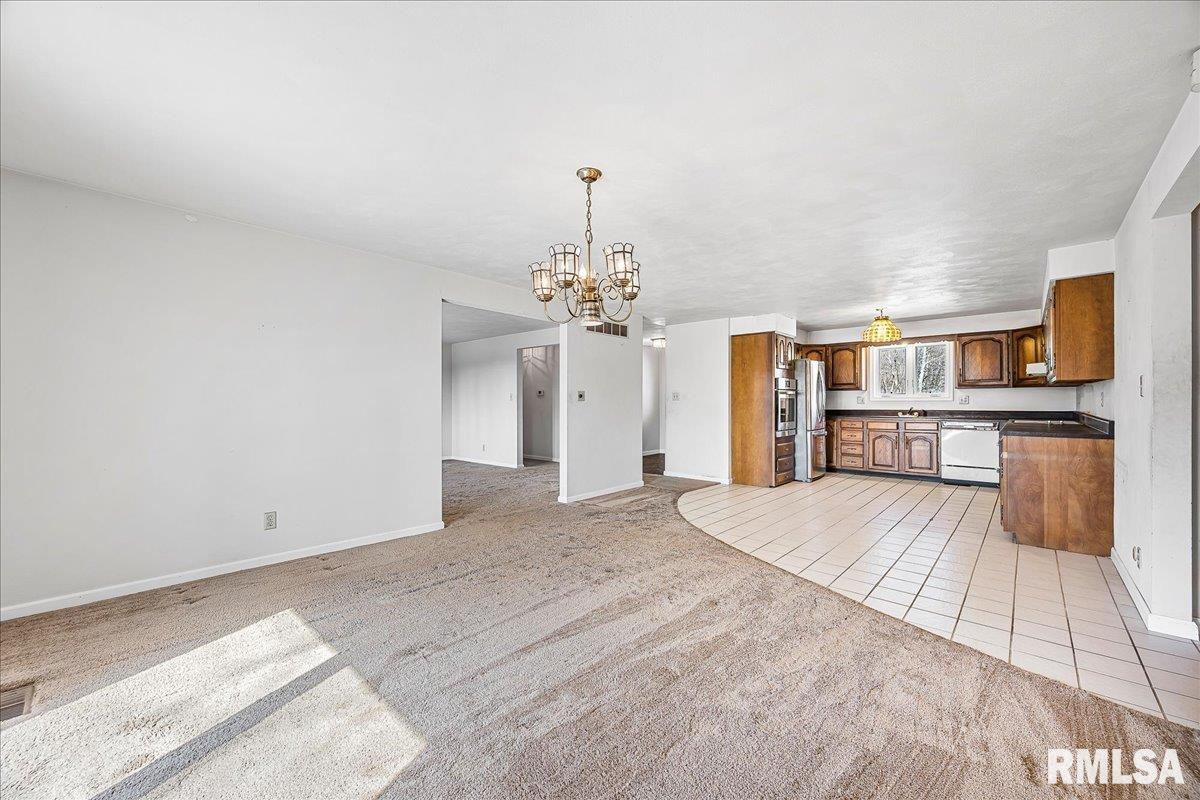 4016 W Middle Road, Peoria, Illinois image 15