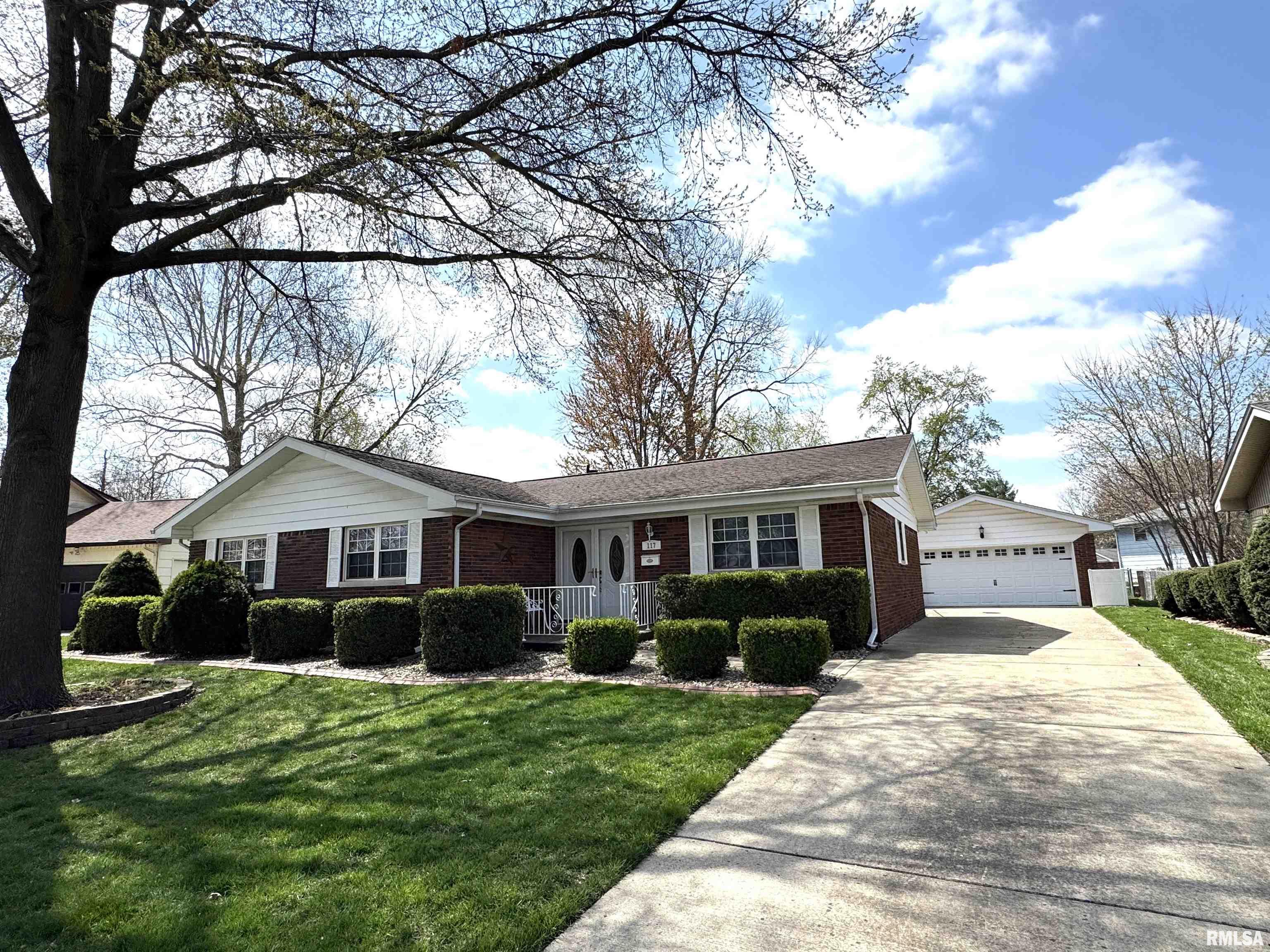 117 Andover Drive, Springfield, Illinois image 1