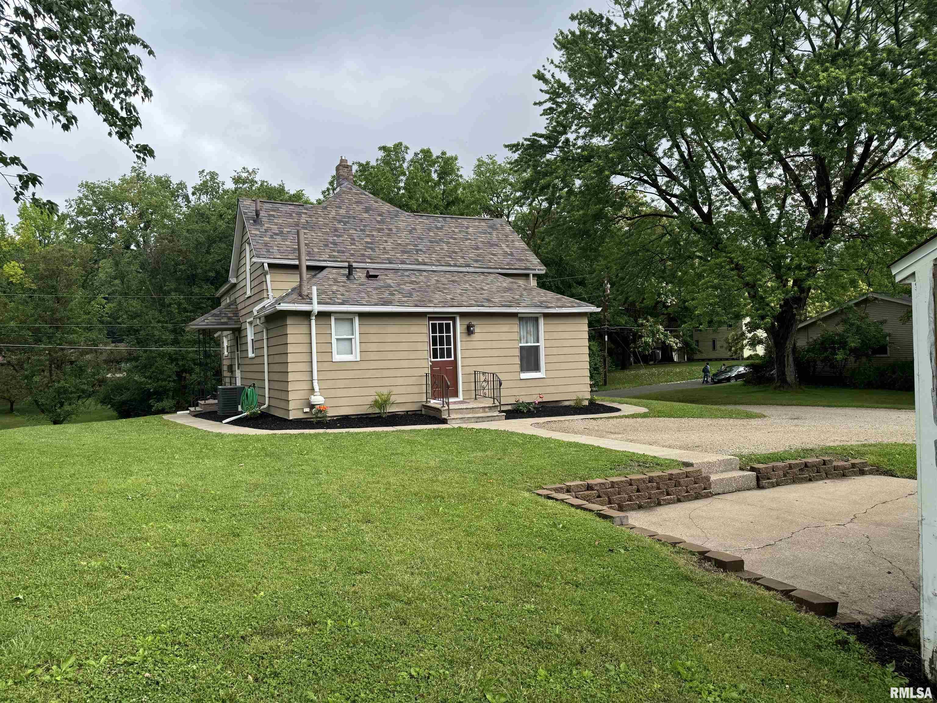 4306 10th Avenue, Moline, Illinois image 38