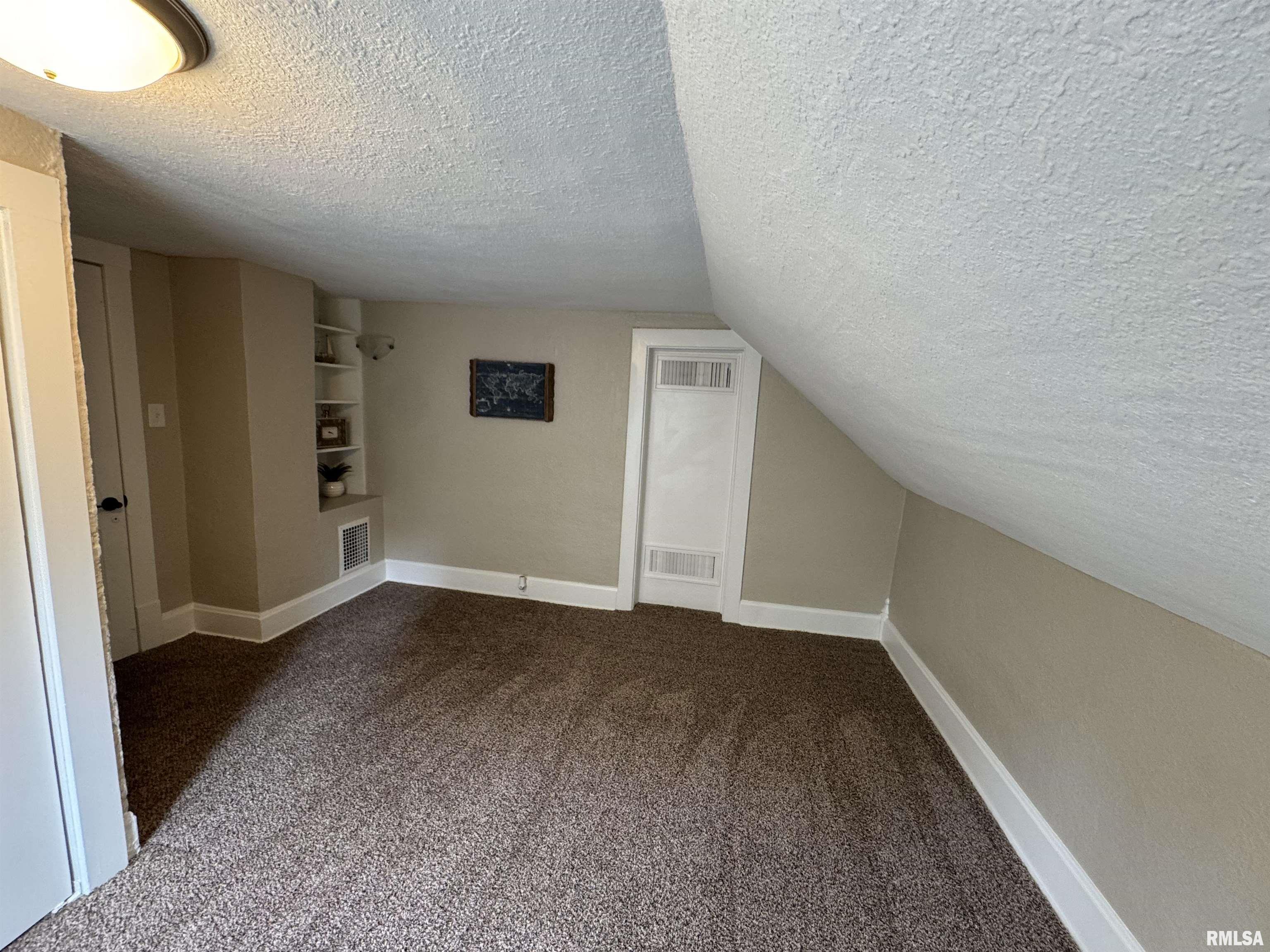 4306 10th Avenue, Moline, Illinois image 33