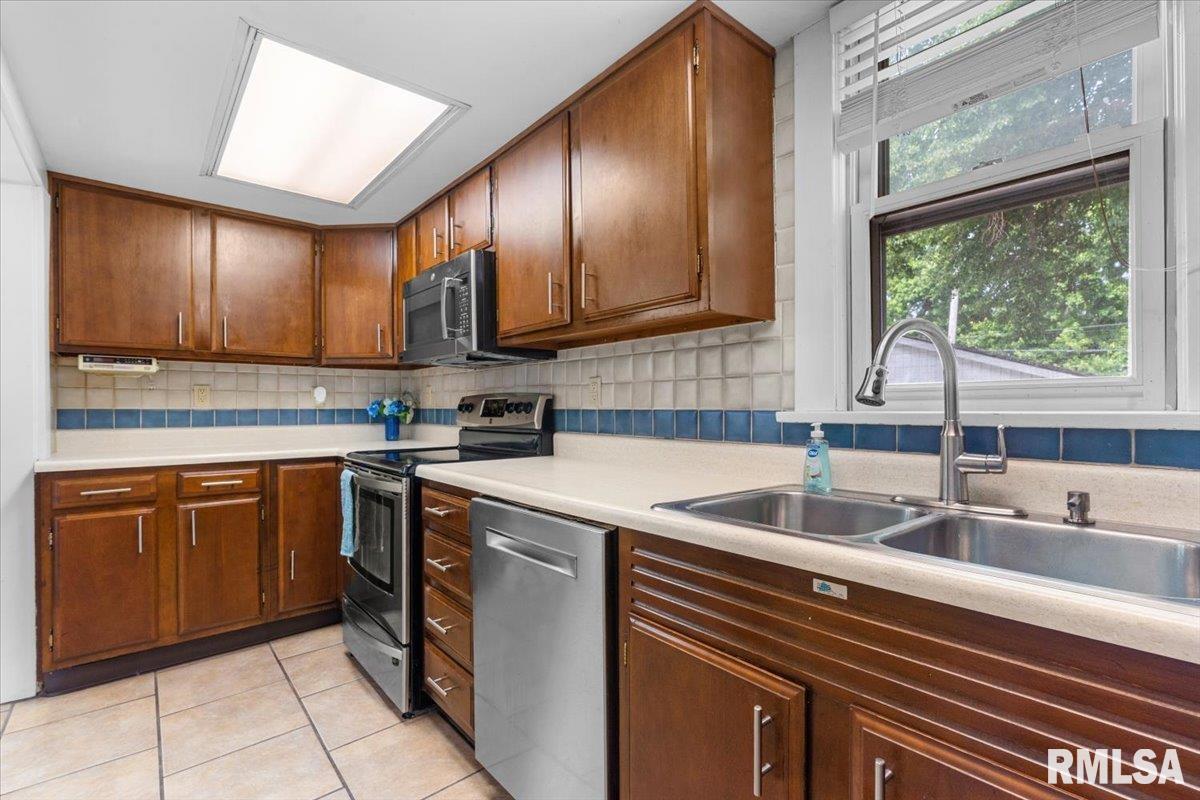 1916 S Whittier Avenue, Springfield, Illinois image 12