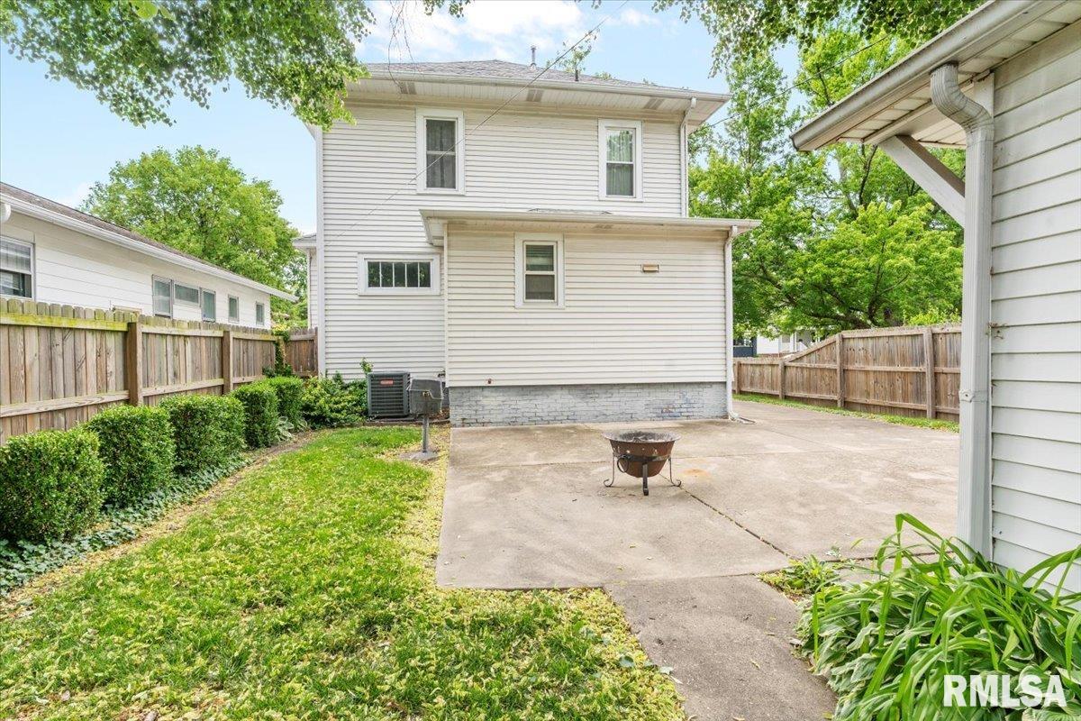 1916 S Whittier Avenue, Springfield, Illinois image 32
