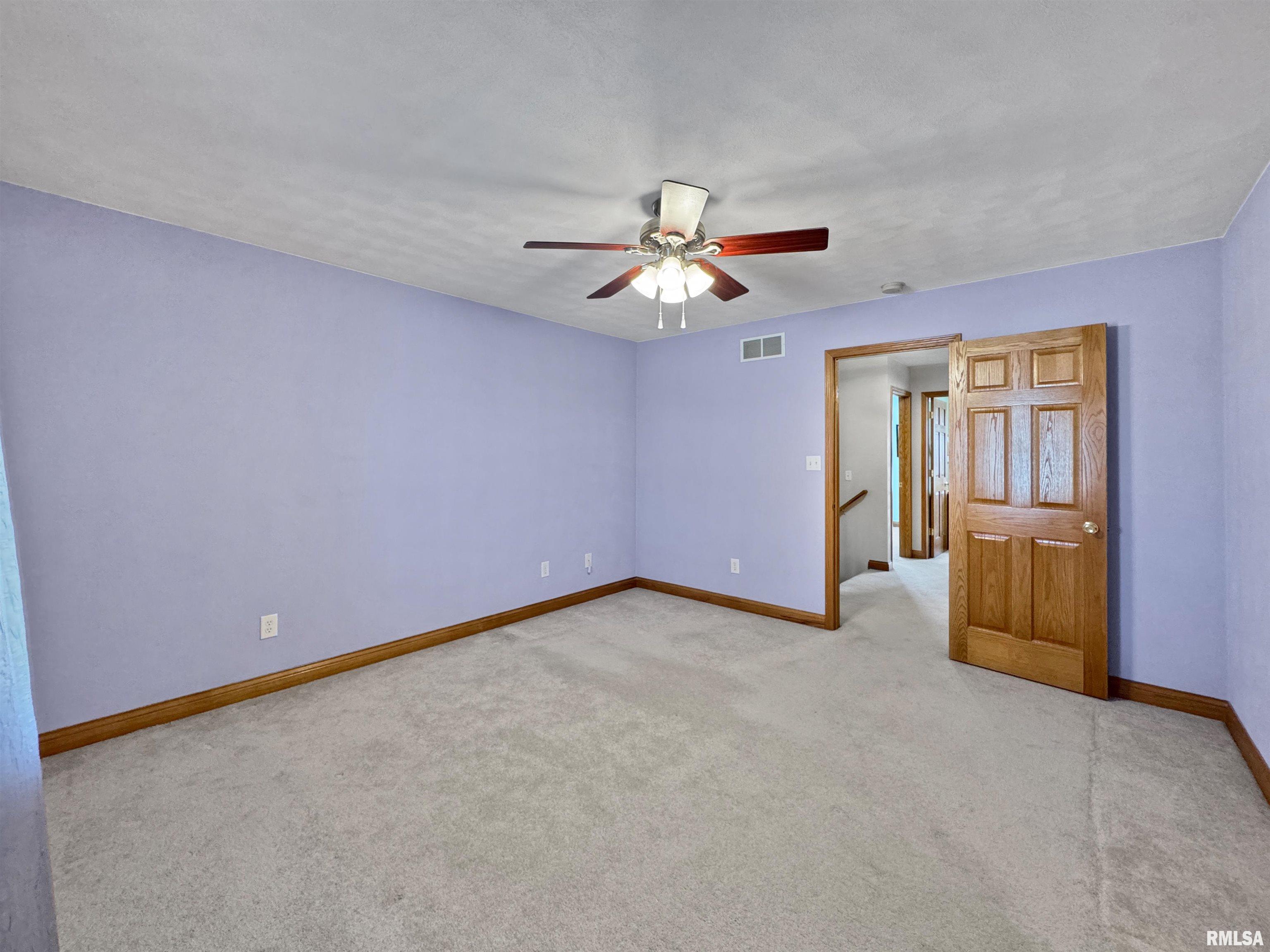 135 Wildlife Drive, Morton, Illinois image 19