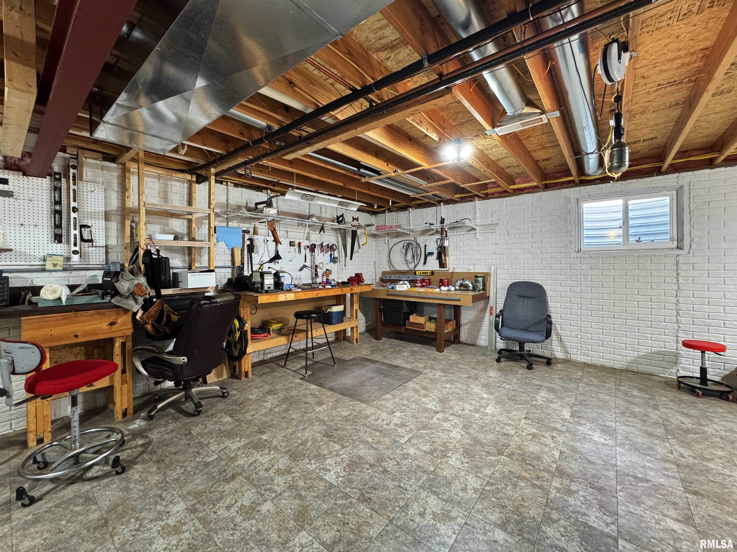 135 Wildlife Drive, Morton, Illinois image 46