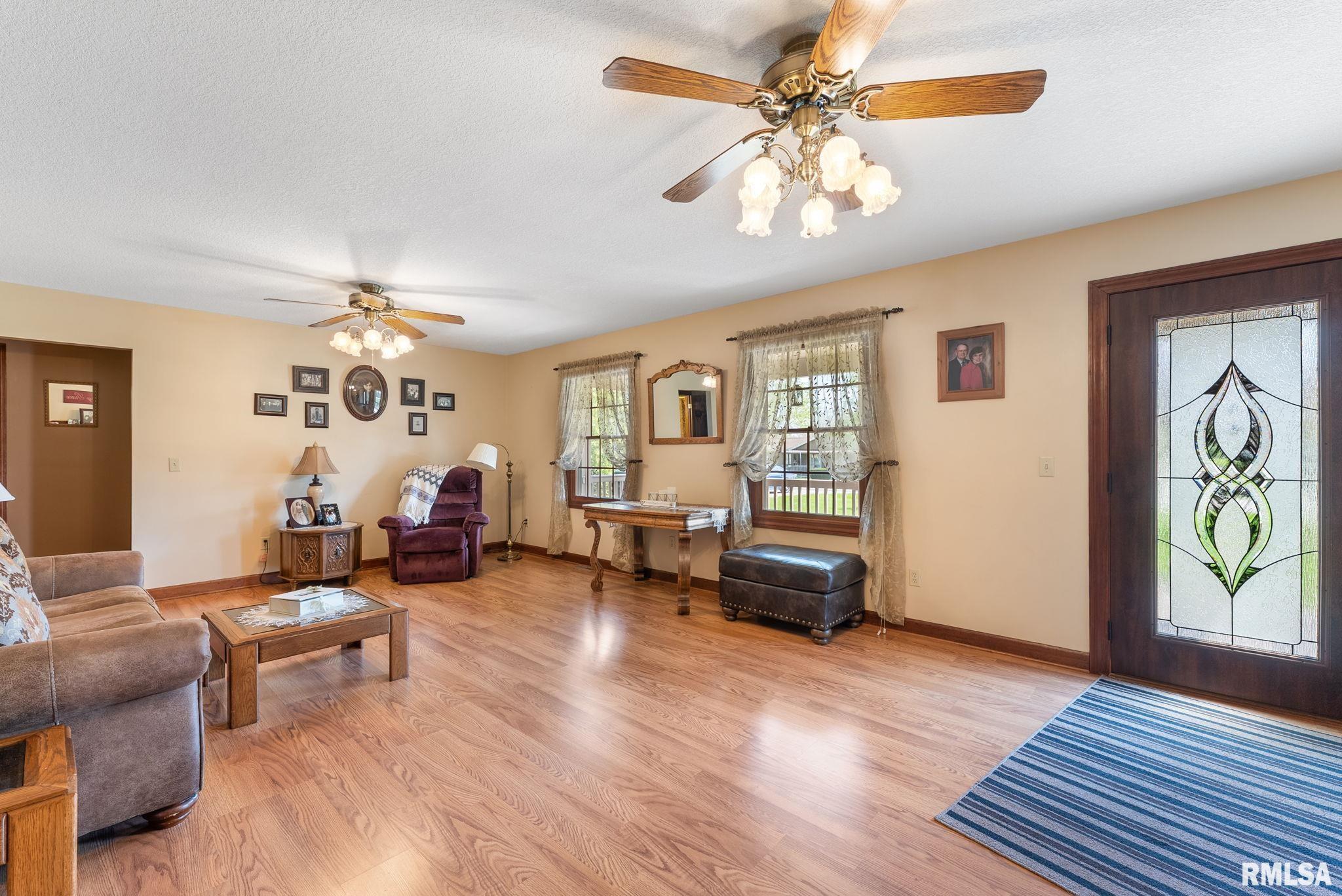 807 NW 3rd Avenue, Aledo, Illinois image 16