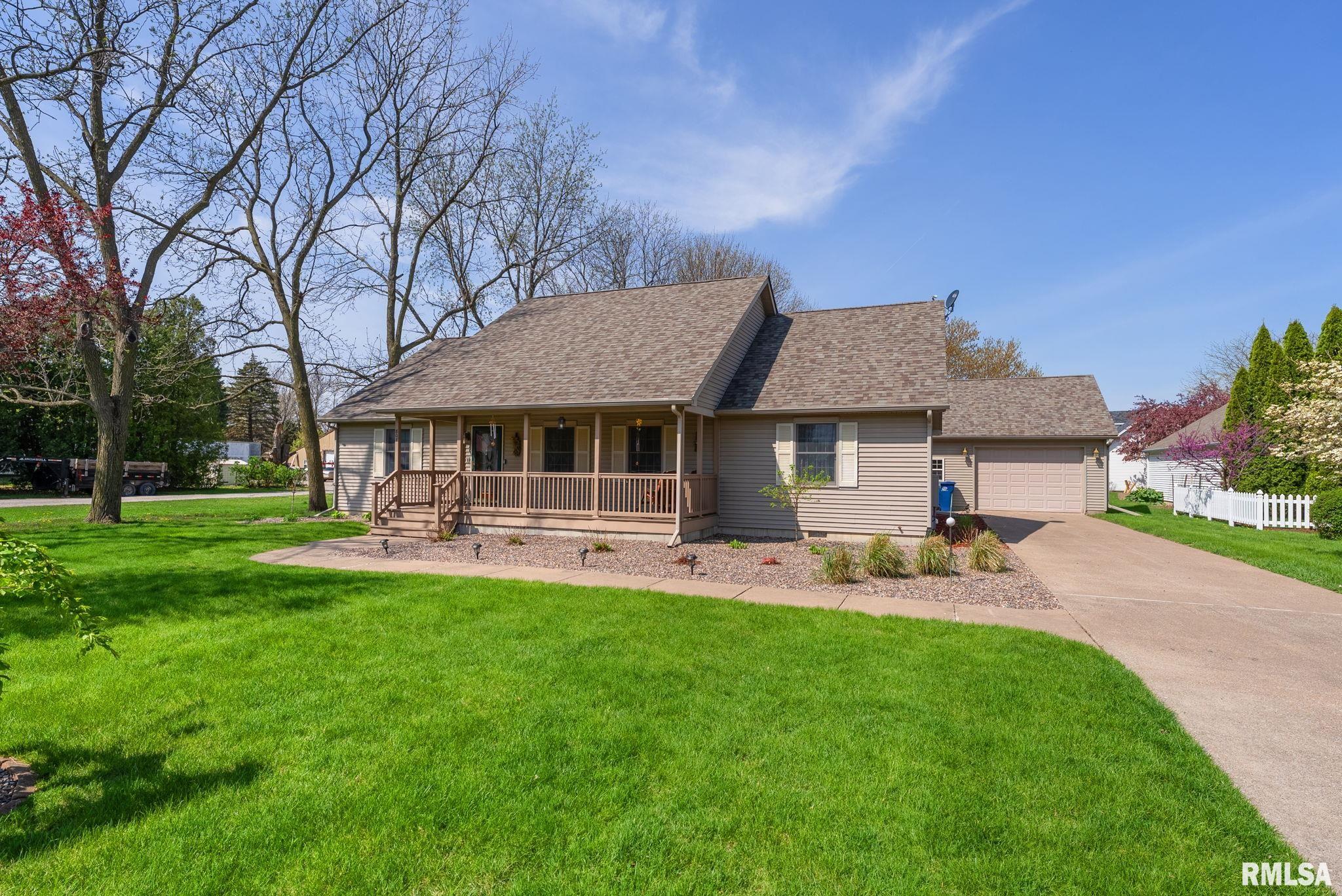 807 NW 3rd Avenue, Aledo, Illinois image 1