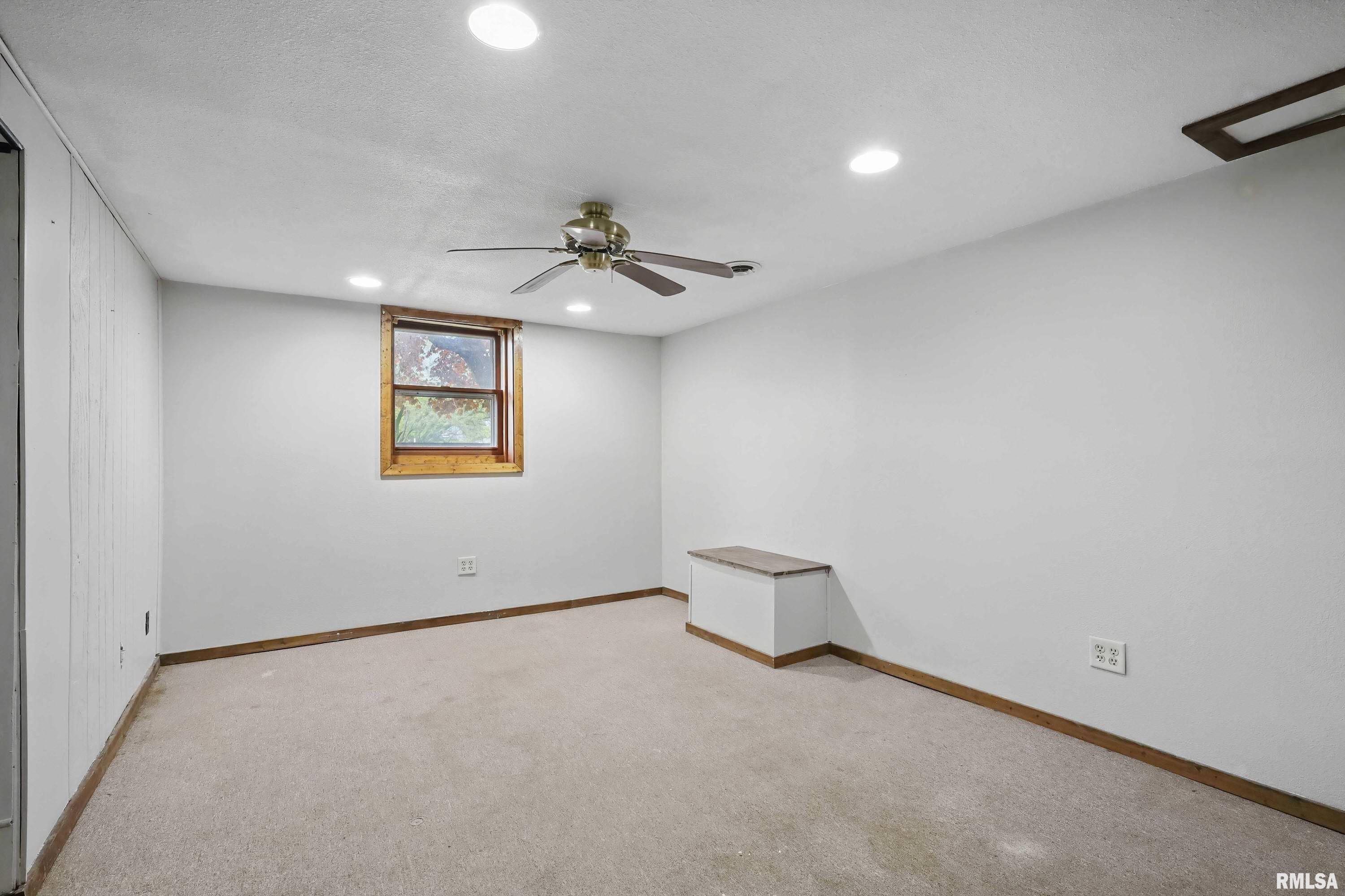 2506 W 59th Street, Davenport, Iowa image 21