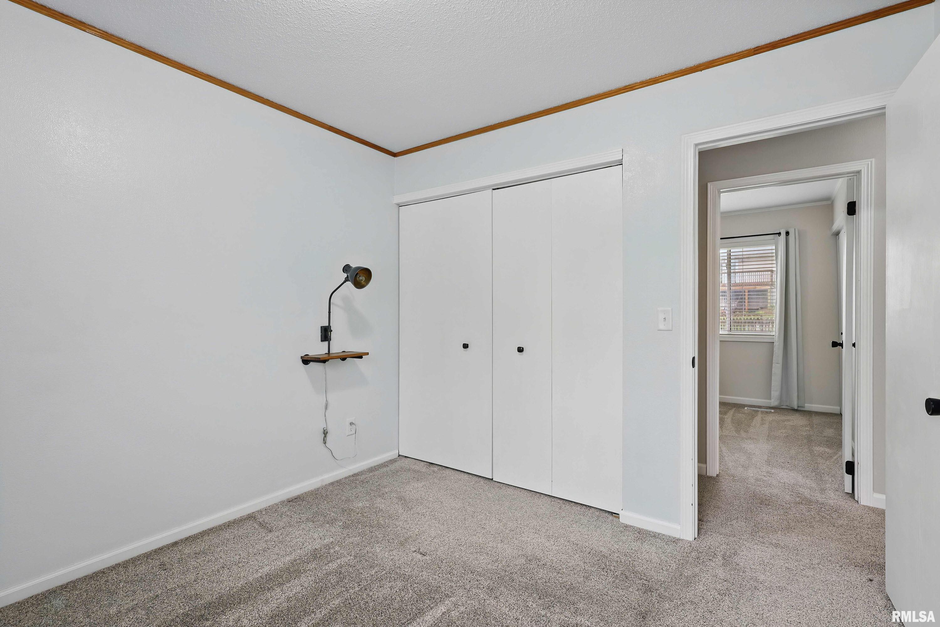2506 W 59th Street, Davenport, Iowa image 15