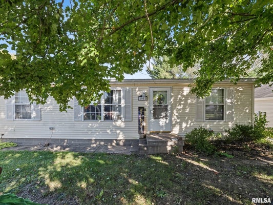 1902 CHICORY RD, PEKIN, IL 61554 - Image 3270f30bfa838b1742e27df7ada7678d/4109522445