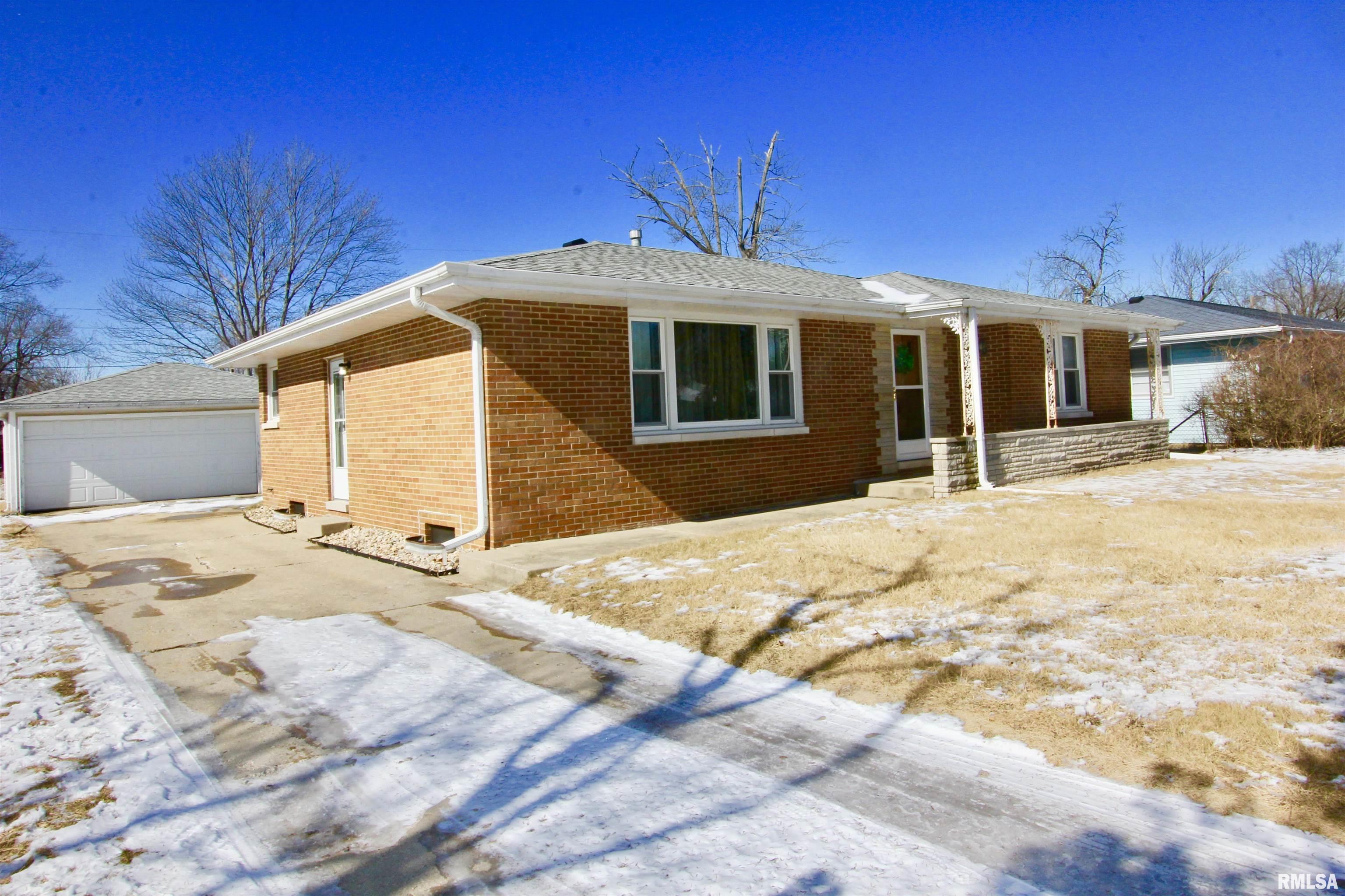 3411 N Woodbine Terrace, Peoria, Illinois image 3