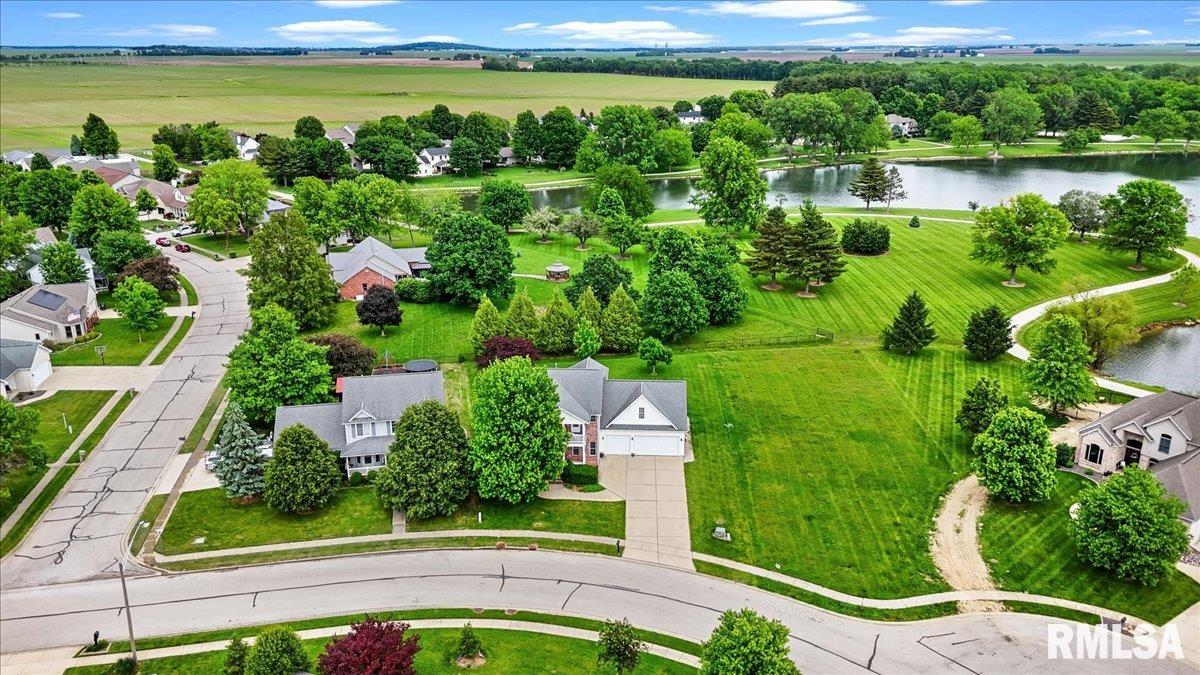333 Linden Lane, Williamsville, Illinois image 7