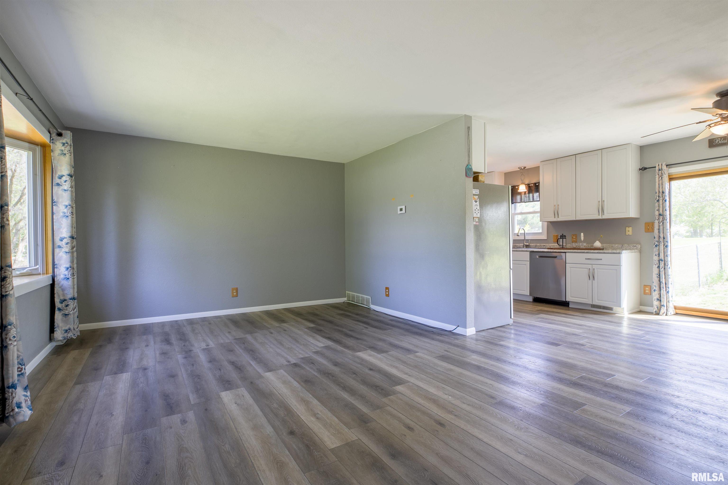 10133 Edgewood Drive, Manito, Illinois image 15