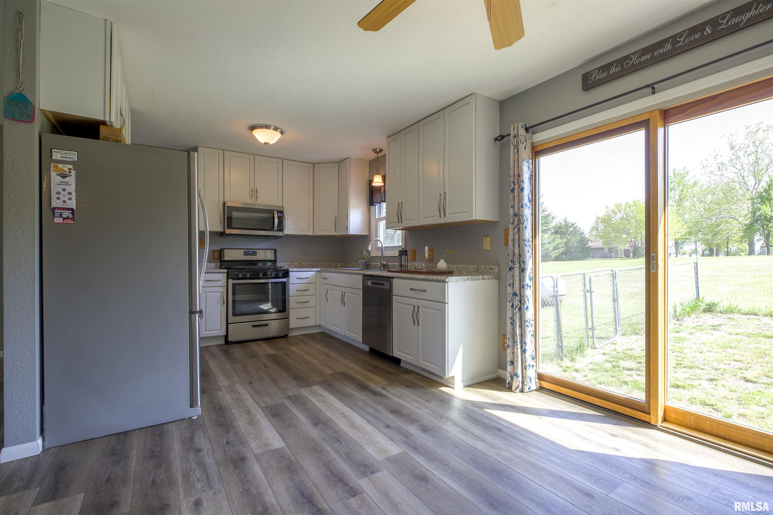 10133 Edgewood Drive, Manito, Illinois image 19