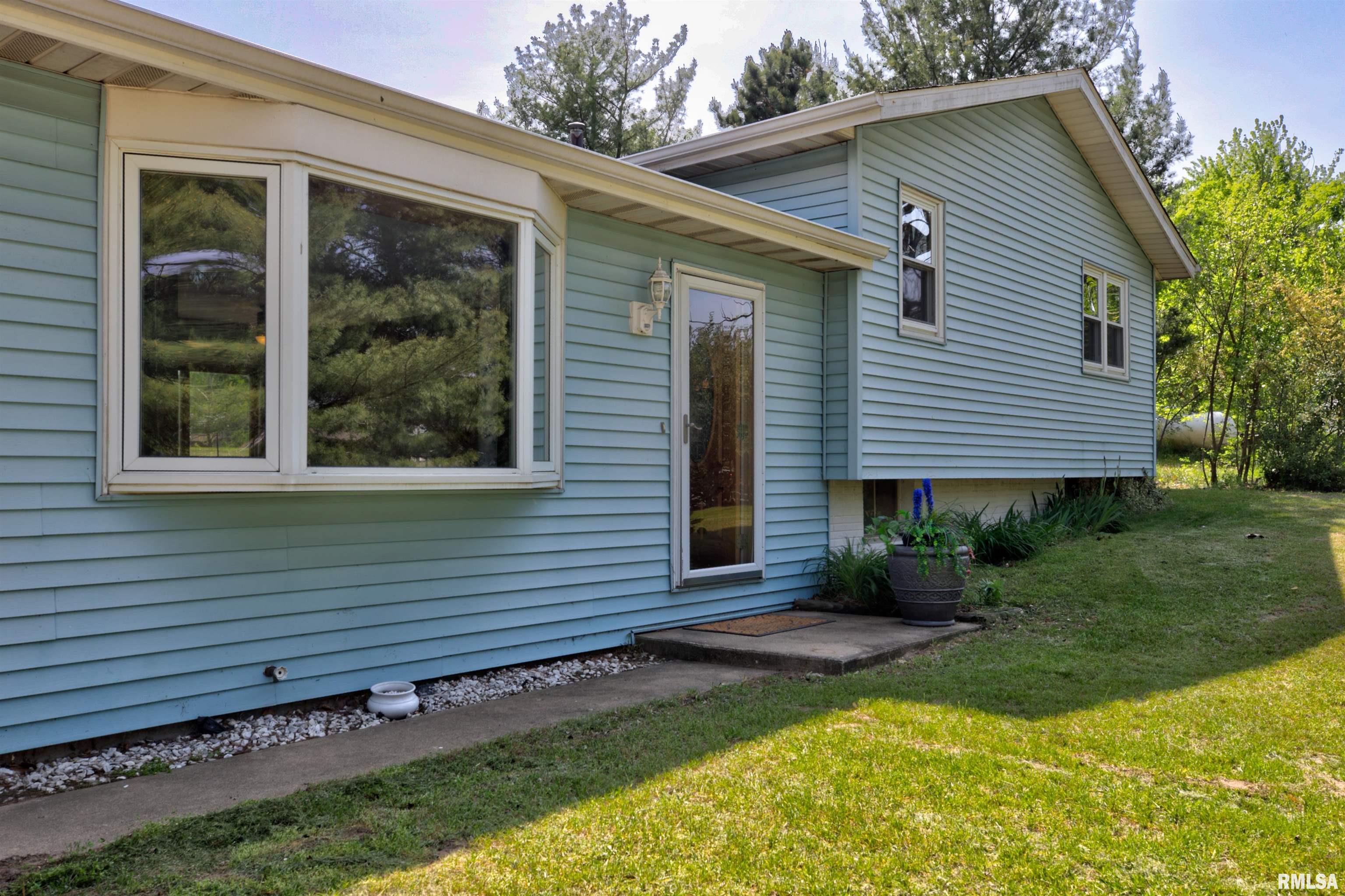 10133 Edgewood Drive, Manito, Illinois image 8