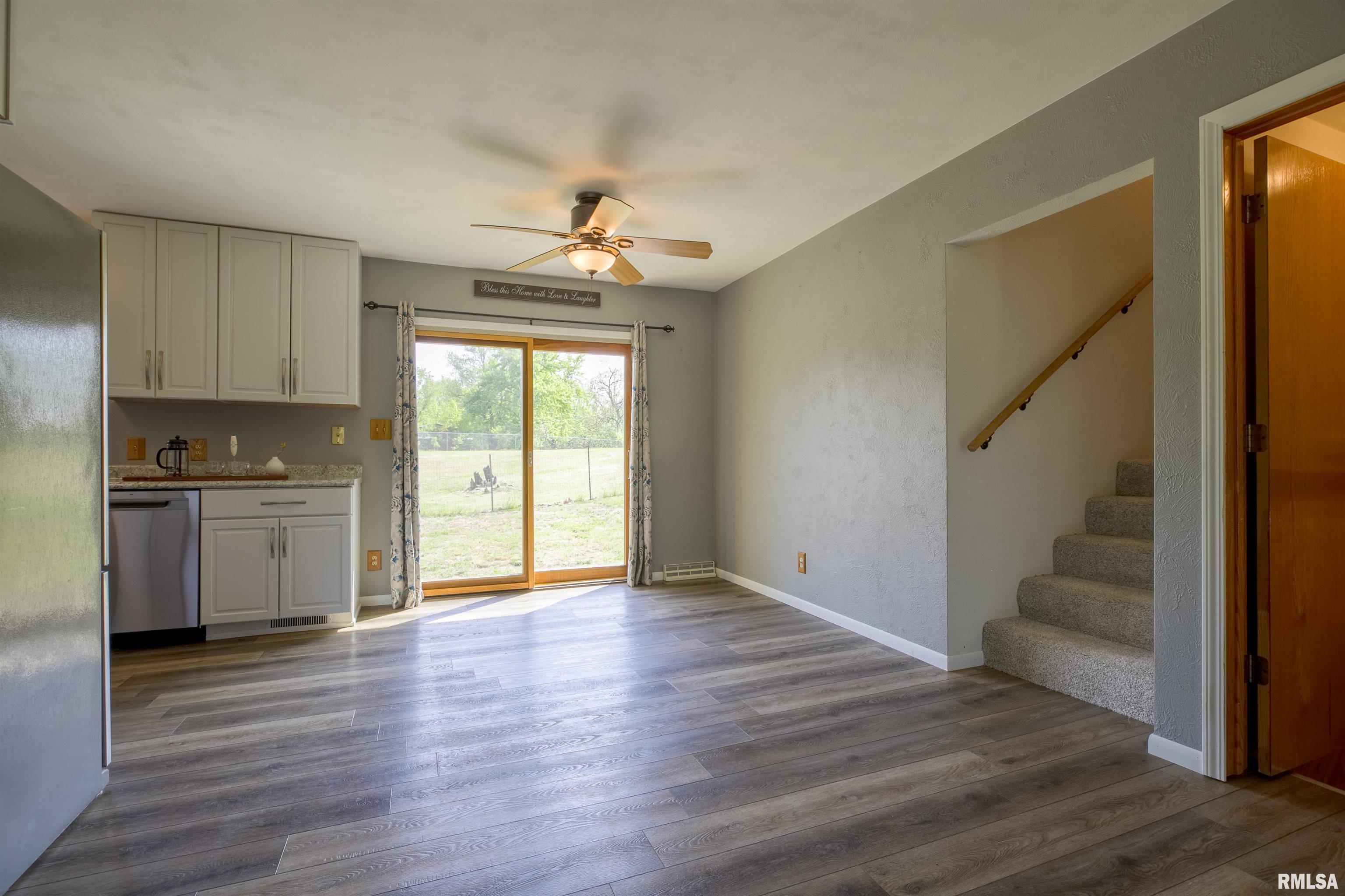 10133 Edgewood Drive, Manito, Illinois image 18