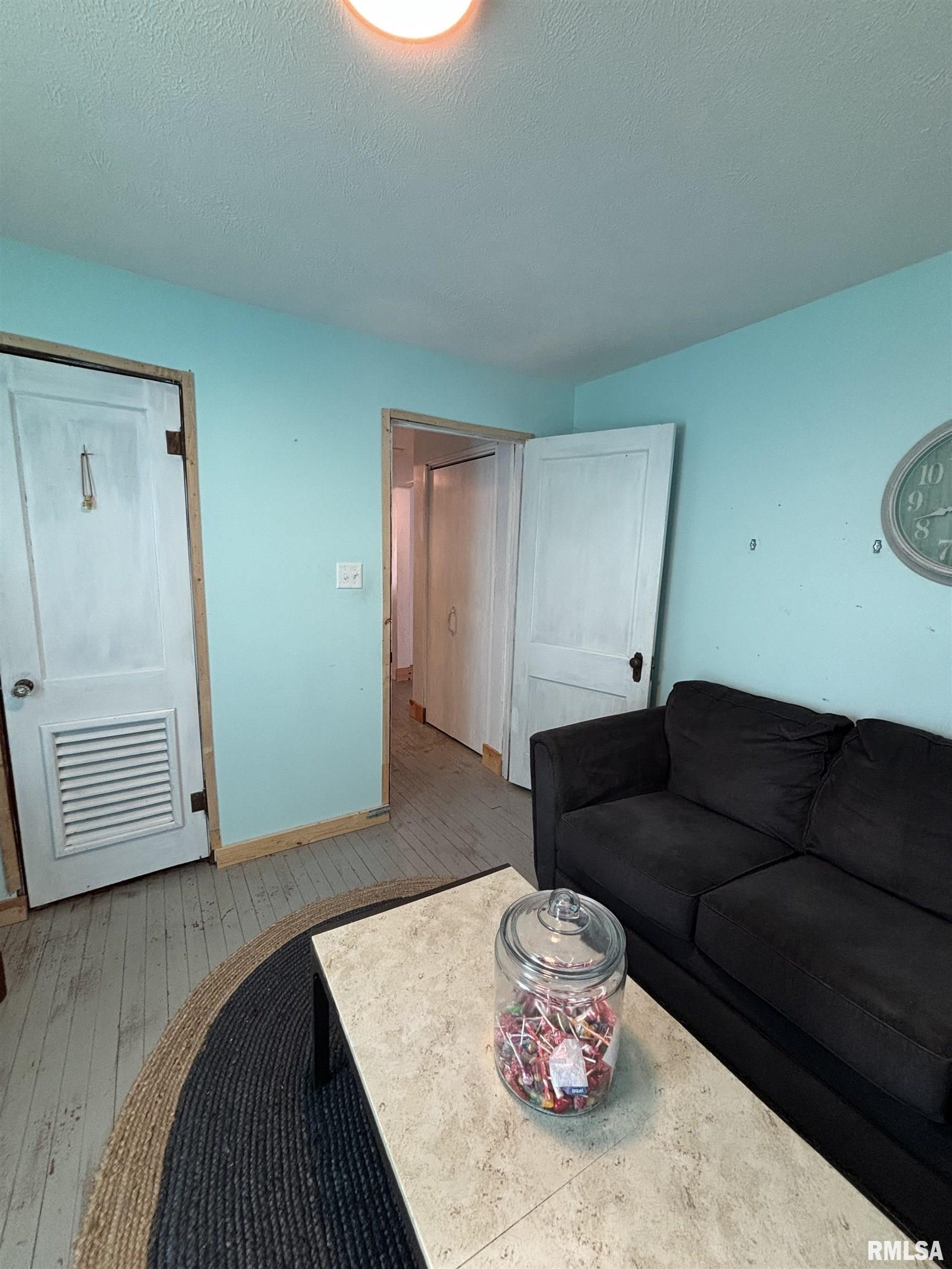 205 N Bentley Street, Marion, Illinois image 16