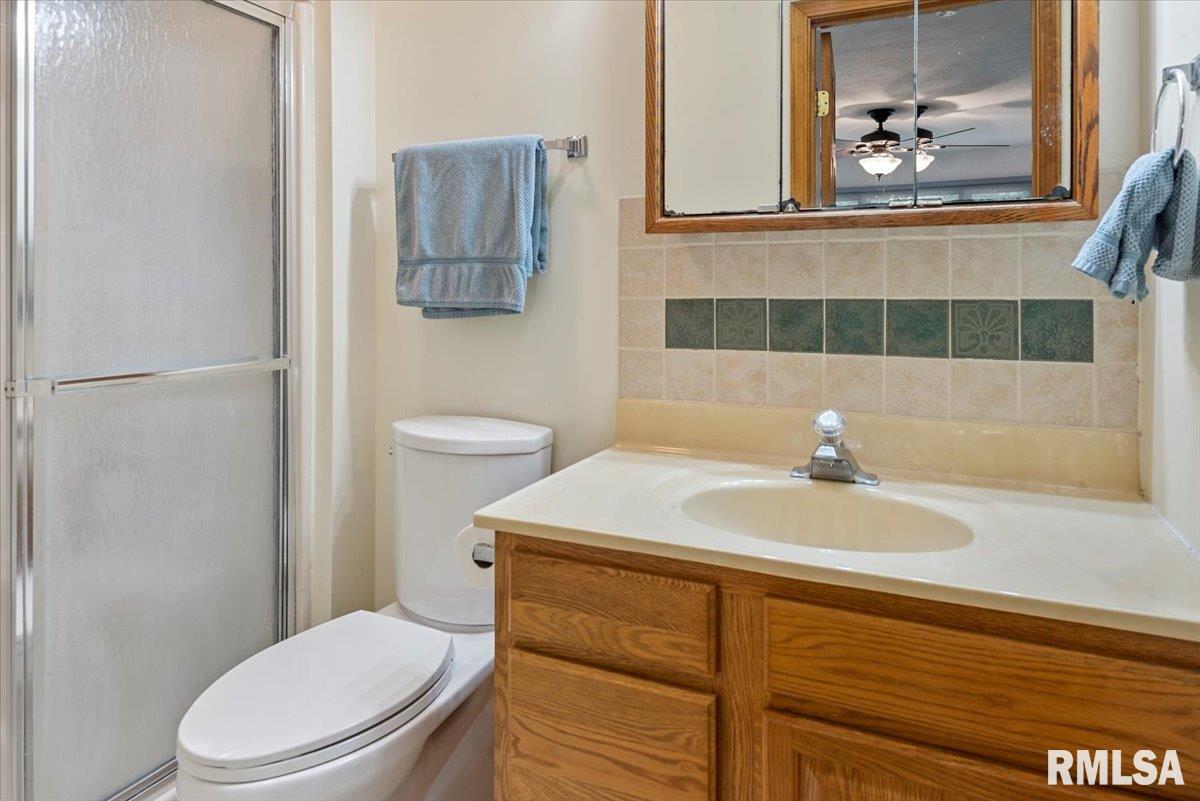 1621 Thornhill Drive, Springfield, Illinois image 14