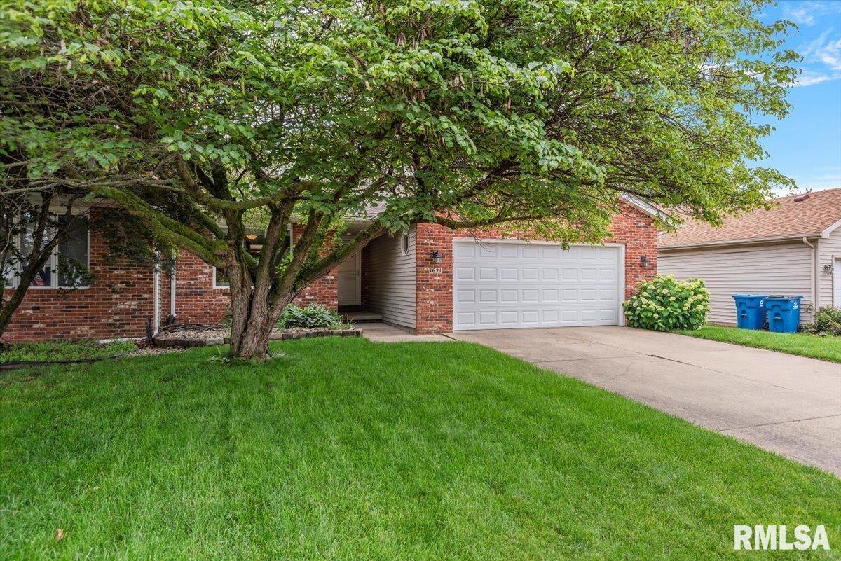 1621 Thornhill Drive, Springfield, Illinois image 2