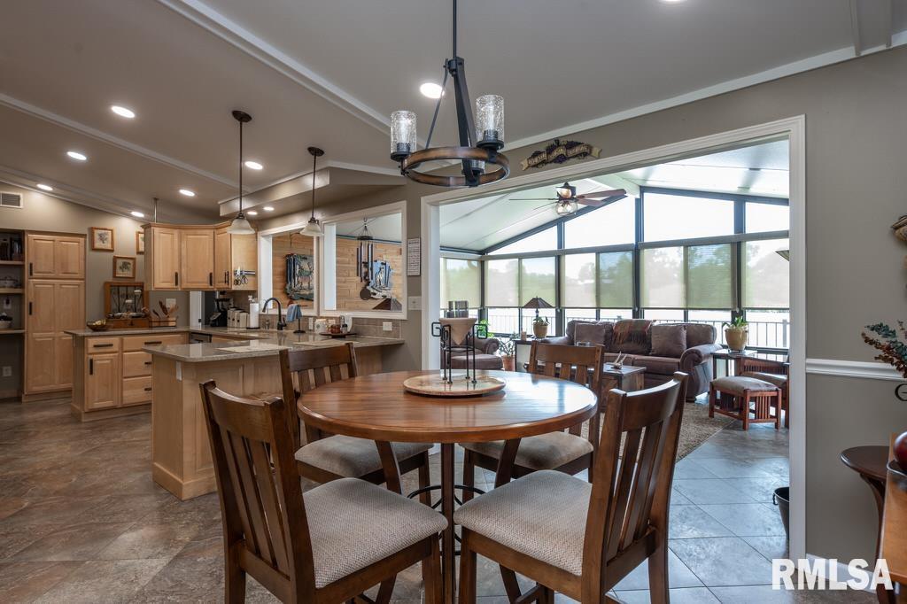366 Mcgrew Drive, Avon, Illinois image 16