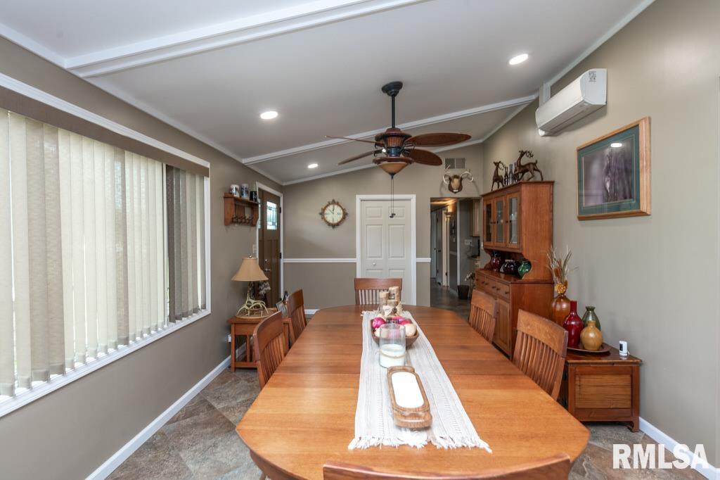 366 Mcgrew Drive, Avon, Illinois image 12