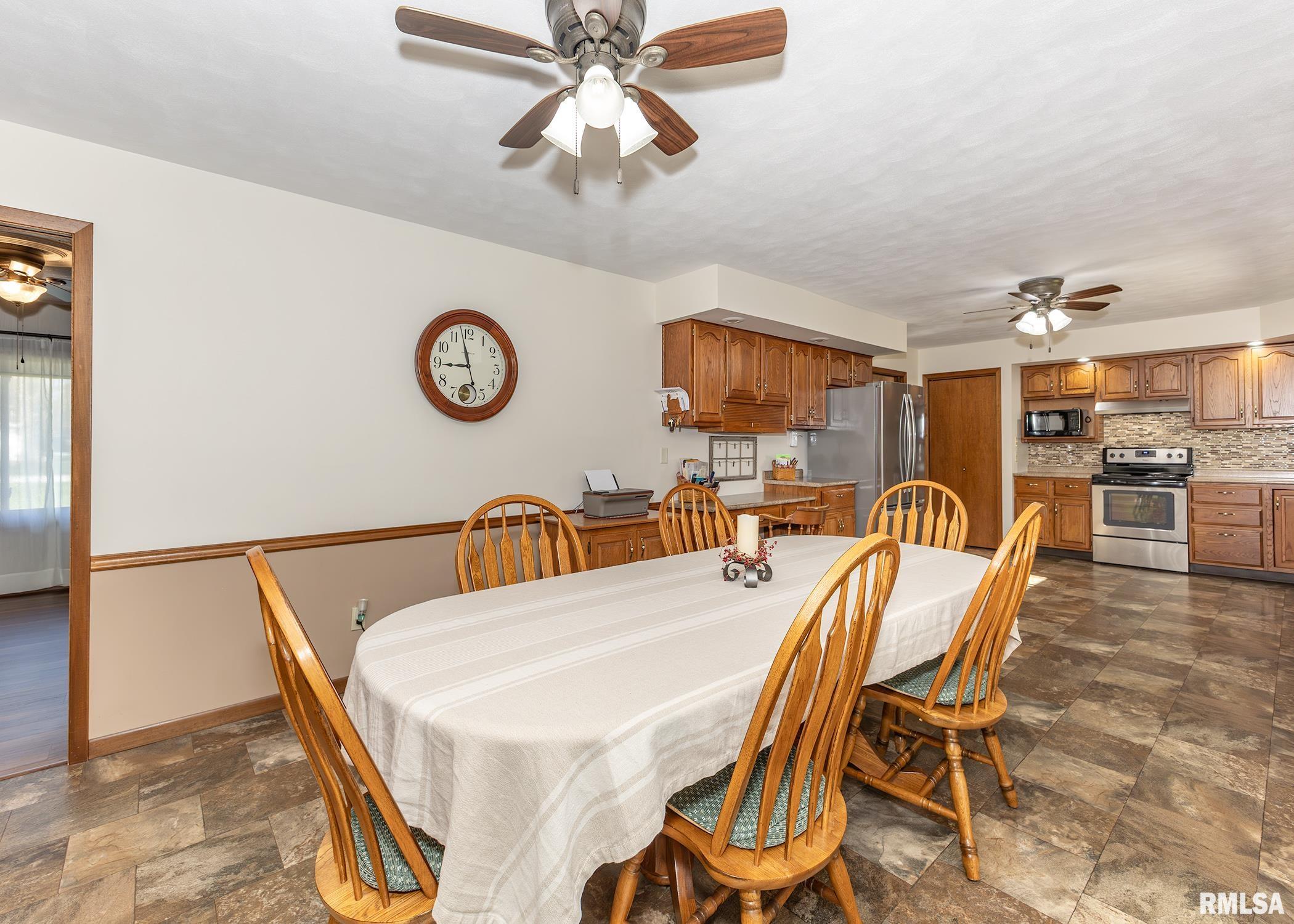 22008 Longbrook Drive, Geneseo, Illinois image 37