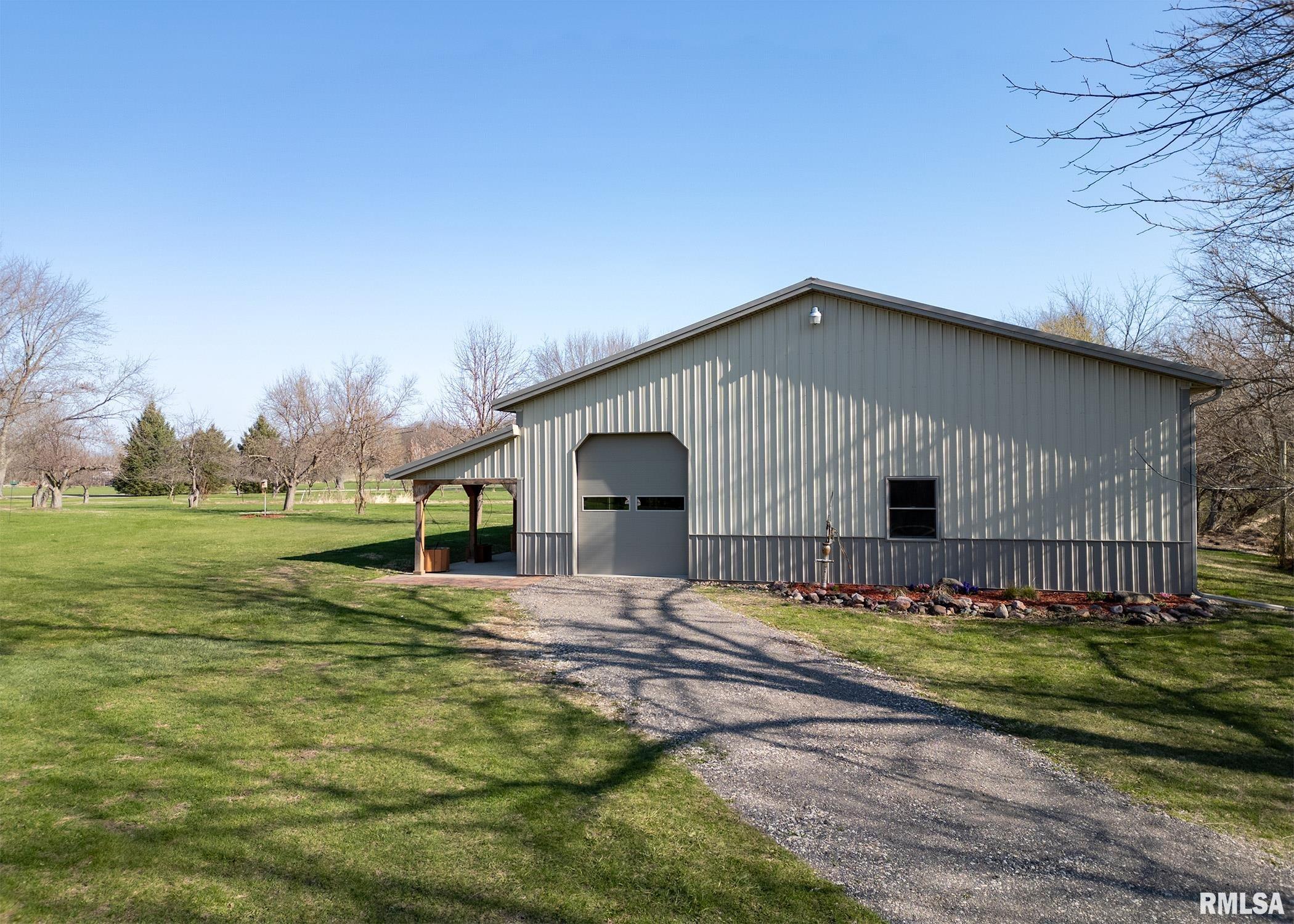 22008 Longbrook Drive, Geneseo, Illinois image 12