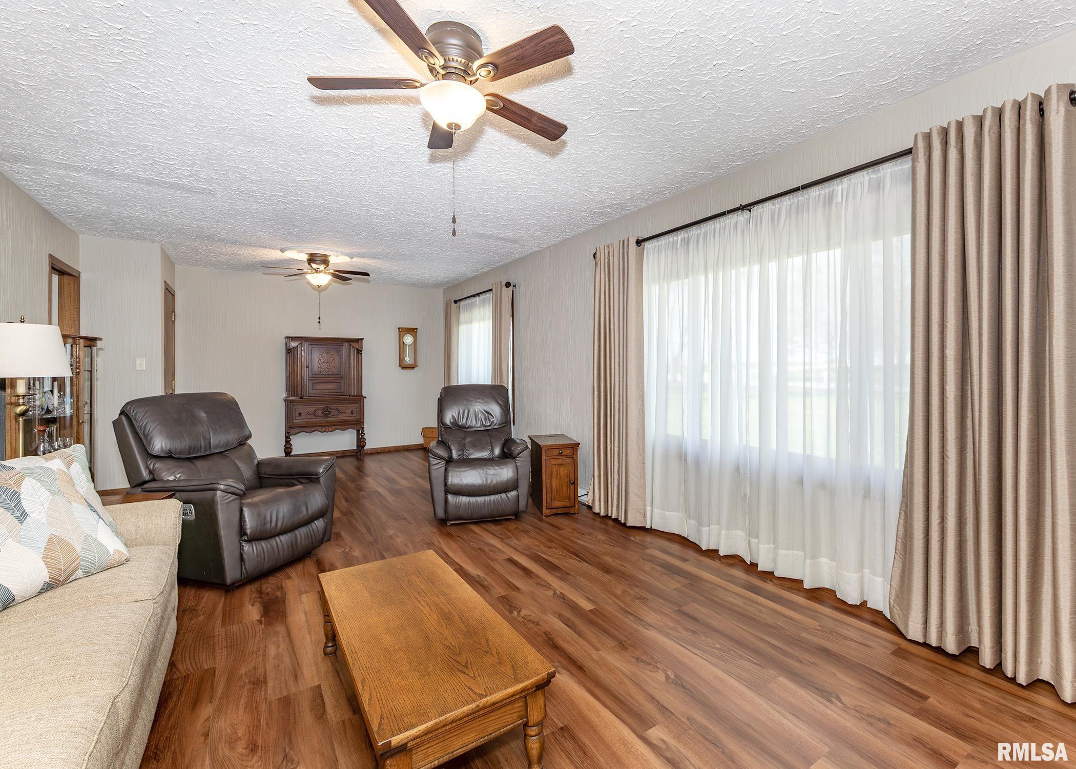 22008 Longbrook Drive, Geneseo, Illinois image 34