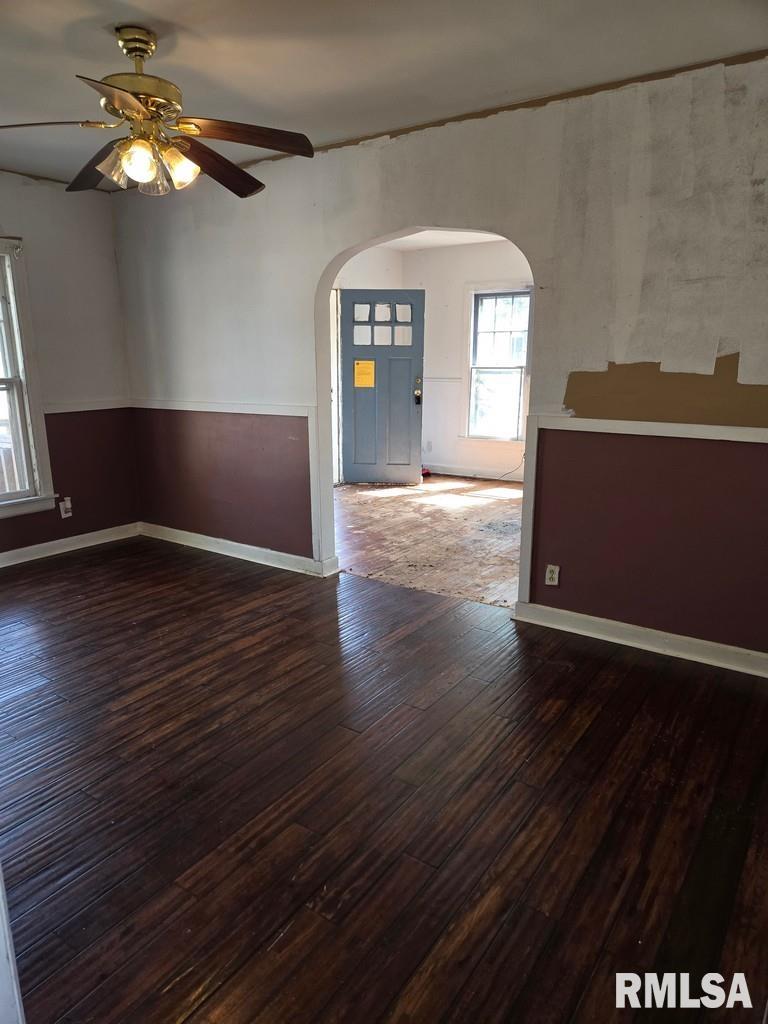 840 W 9th Street, Milan, Illinois image 34