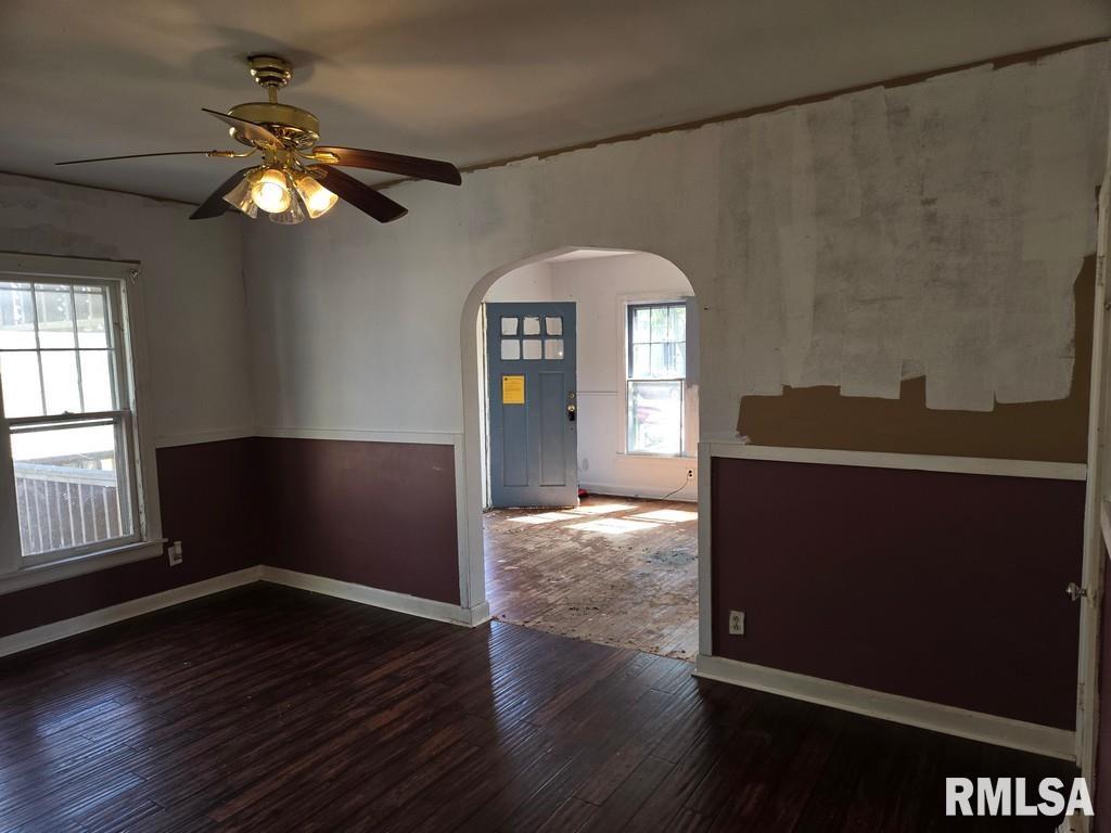 840 W 9th Street, Milan, Illinois image 33