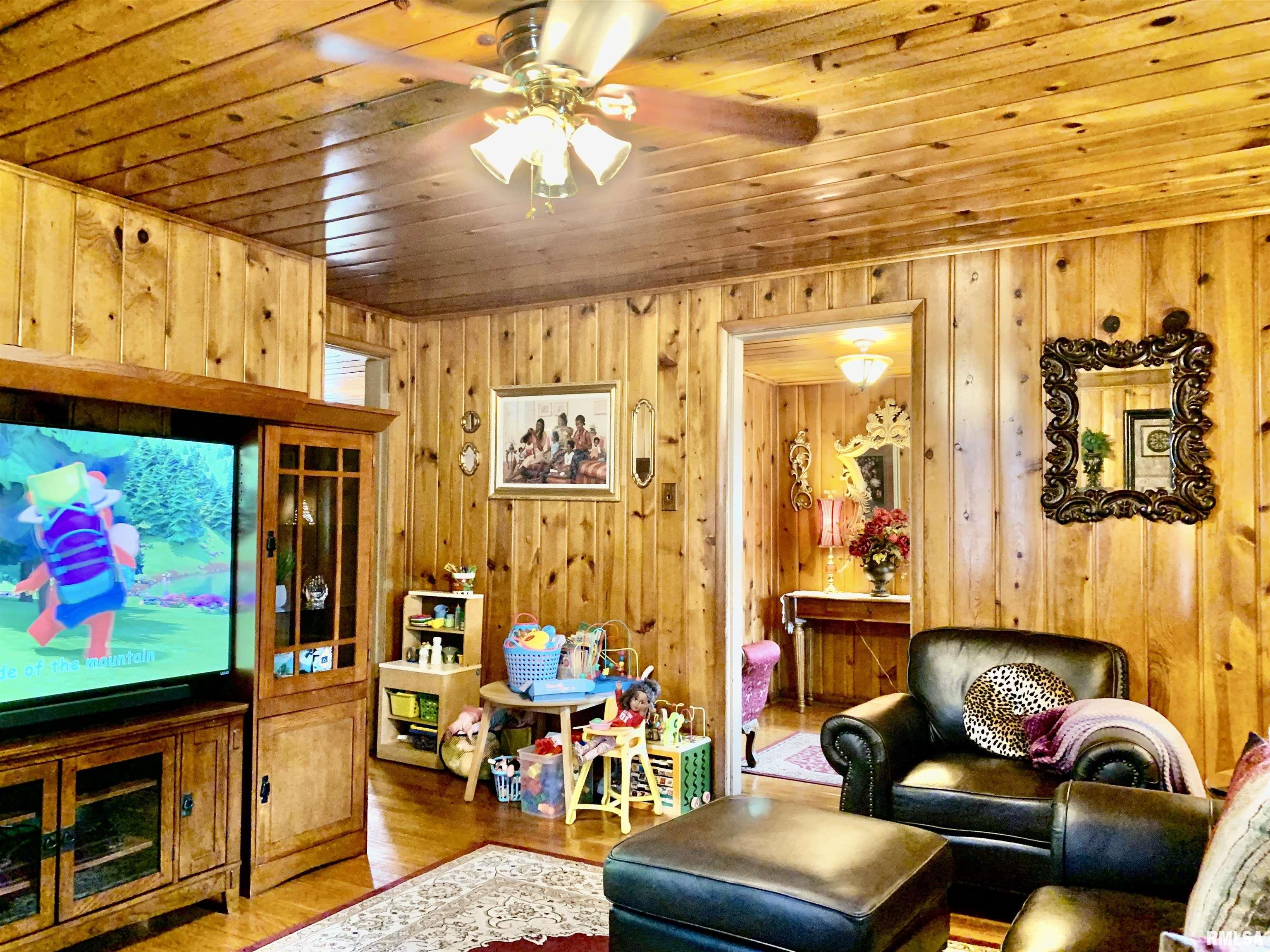 936 N Church Street, Jacksonville, Illinois image 12