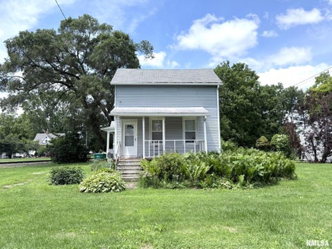 Homes For Sale - 798 Day Street<br/> Galesburg, IL 61401