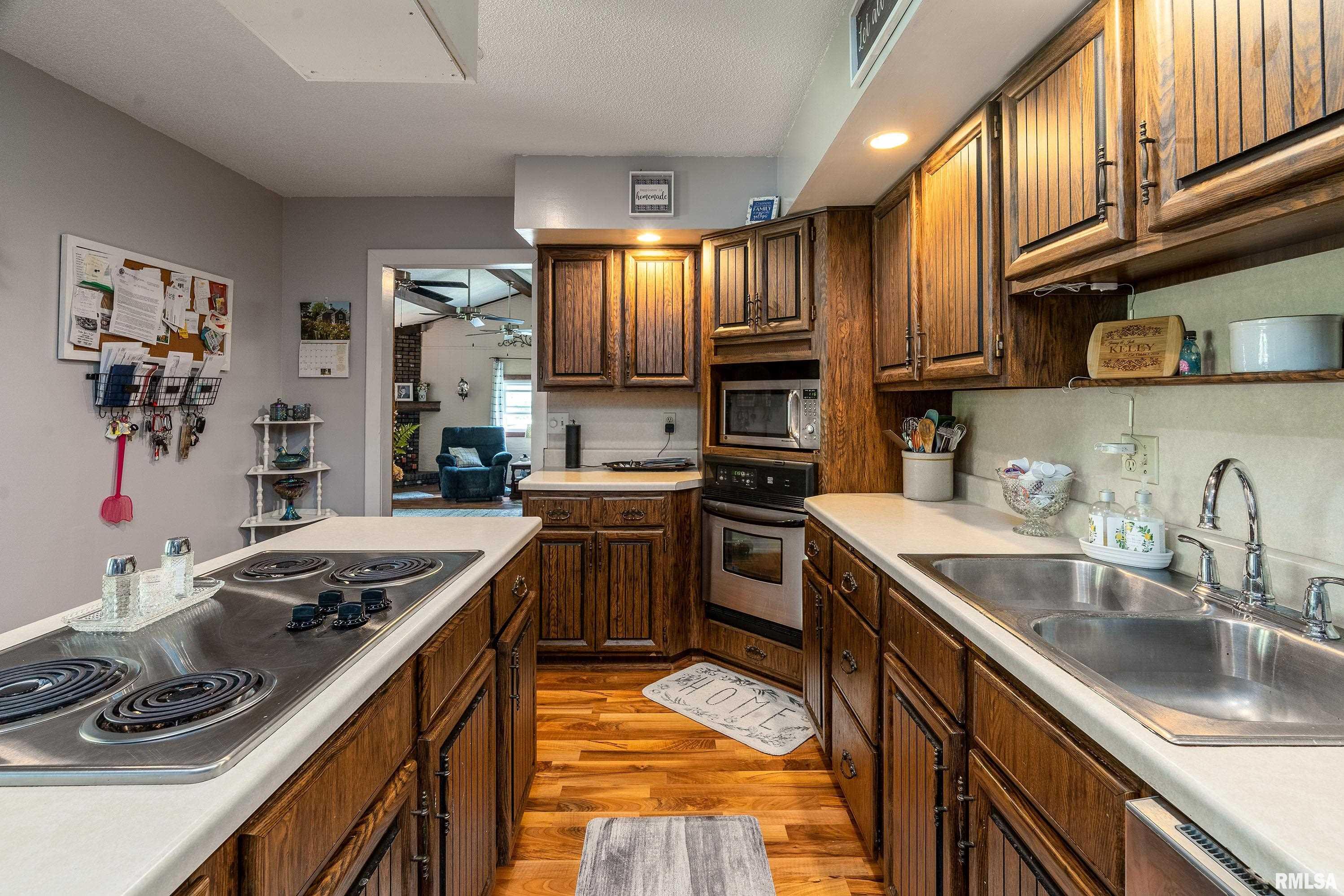 207 W 13th Street, Johnston City, Illinois image 5