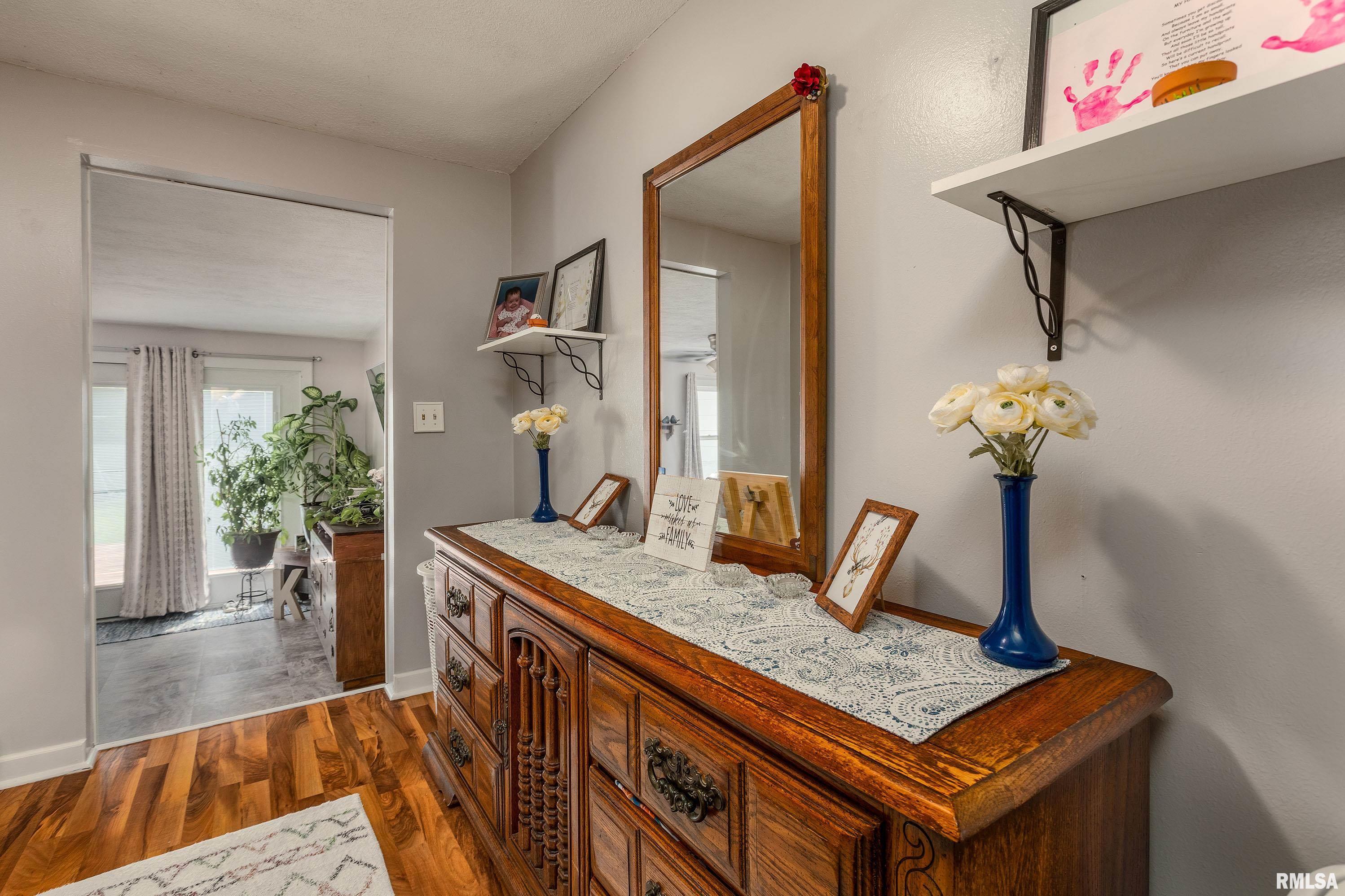 207 W 13th Street, Johnston City, Illinois image 10
