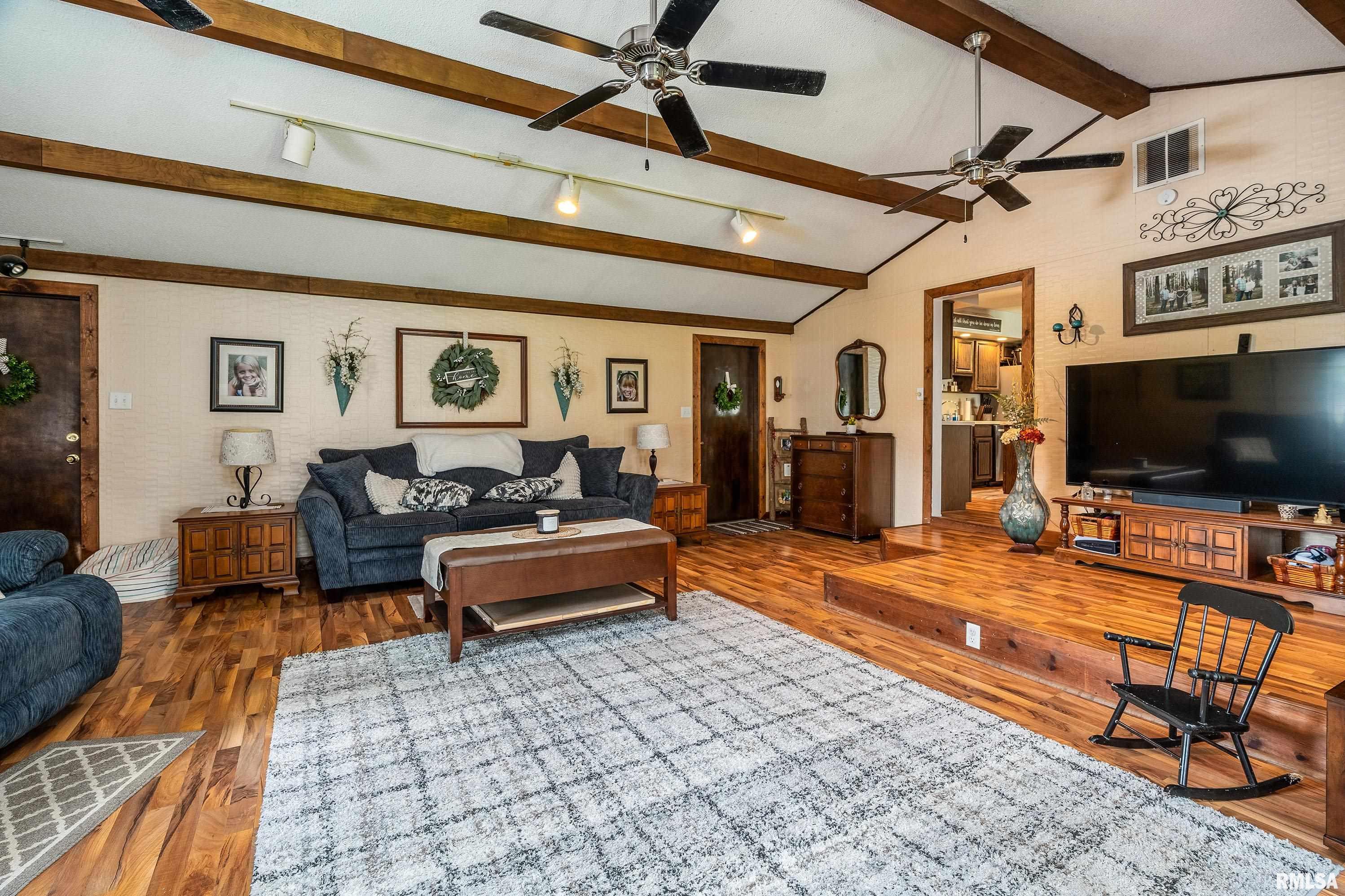207 W 13th Street, Johnston City, Illinois image 9