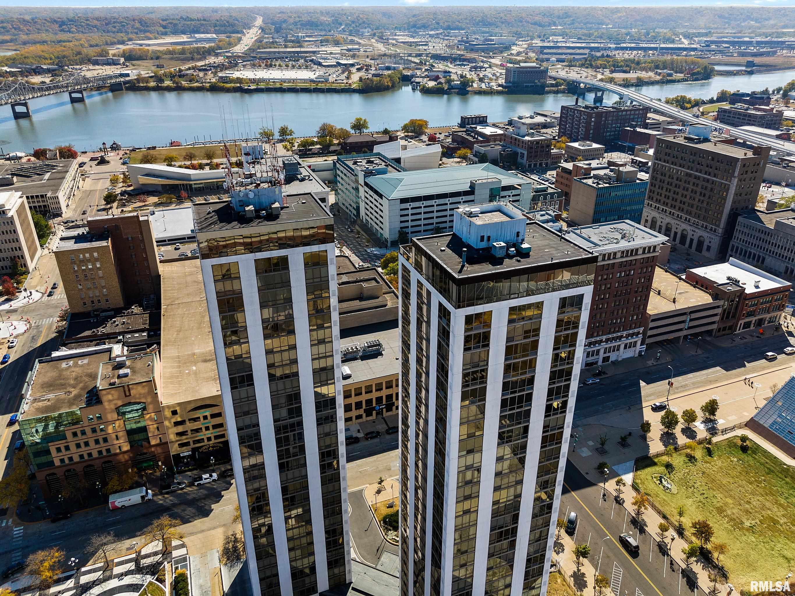 125 SW Jefferson Avenue #W5W, Peoria, Illinois image 32
