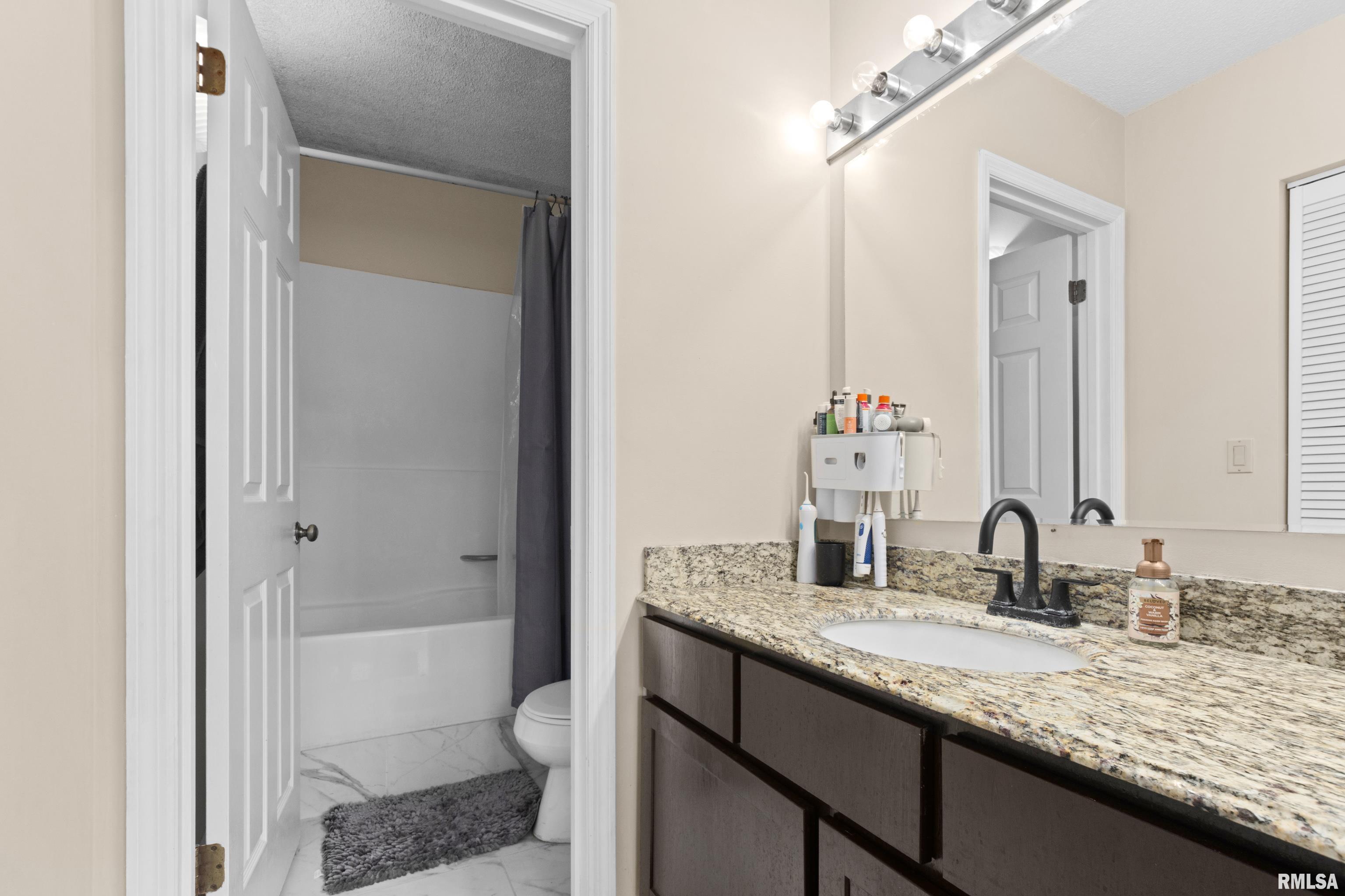 125 SW Jefferson Avenue #W5W, Peoria, Illinois image 25
