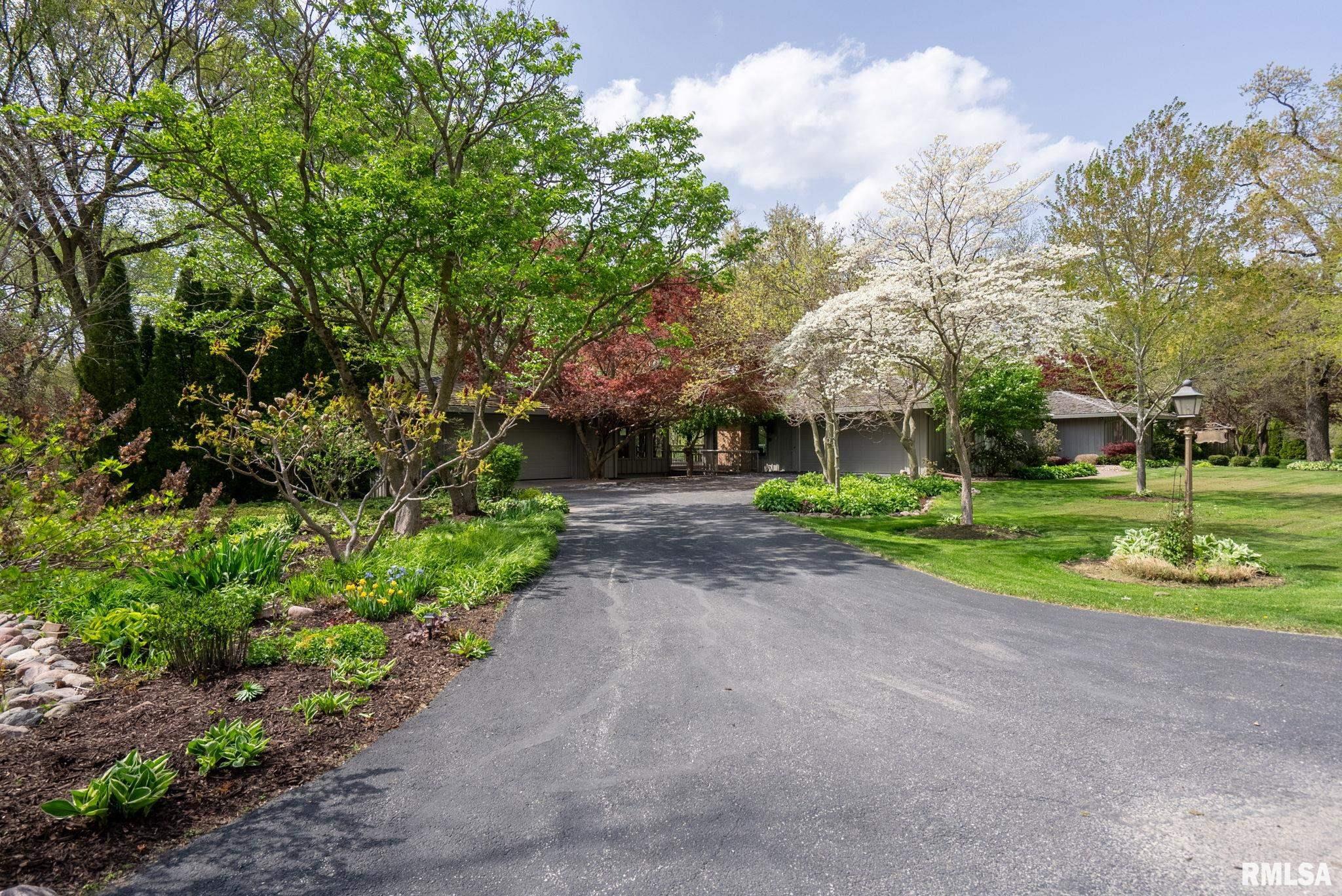10 Timber Ridge Drive, Coal Valley, Illinois image 1