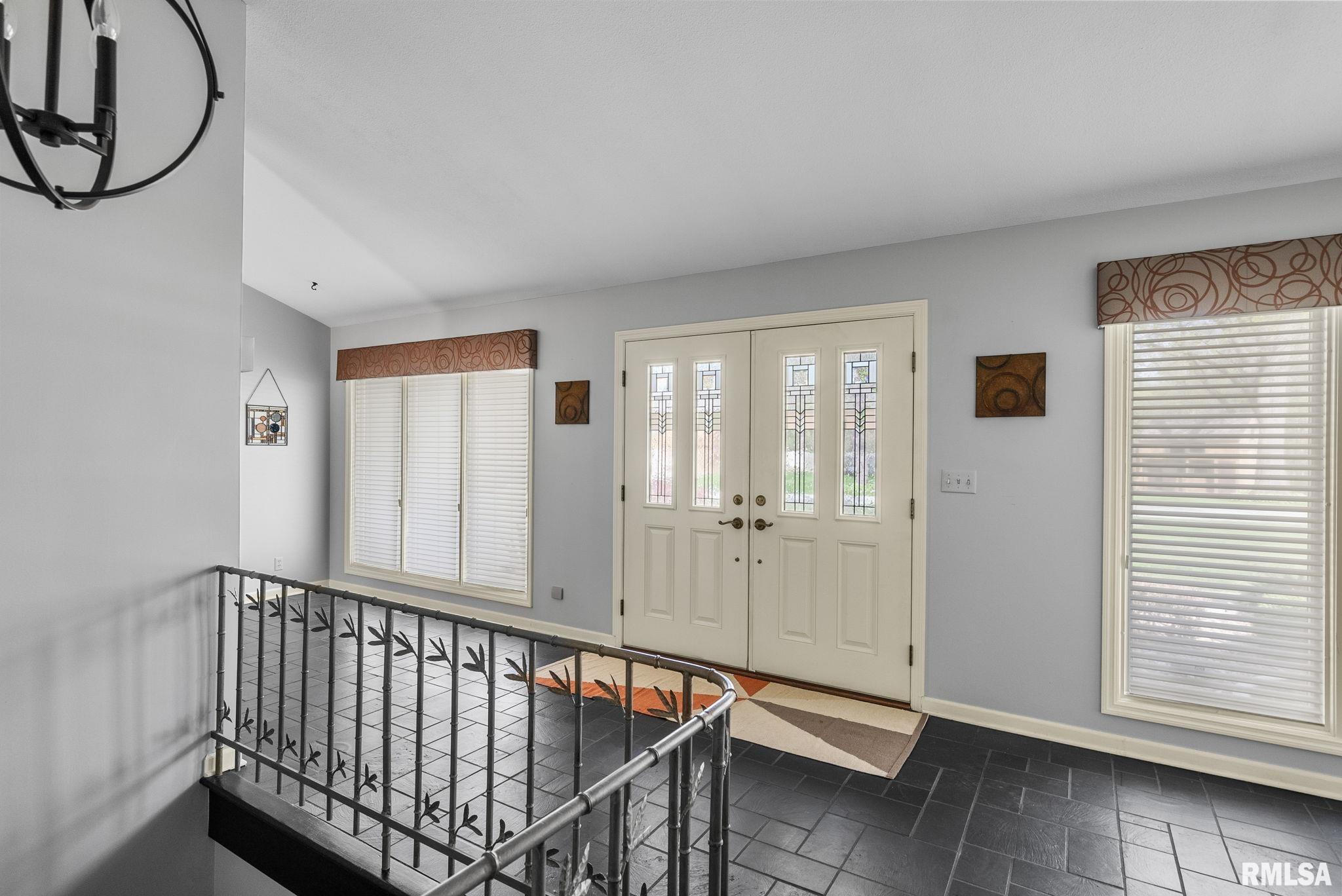 10 Timber Ridge Drive, Coal Valley, Illinois image 13