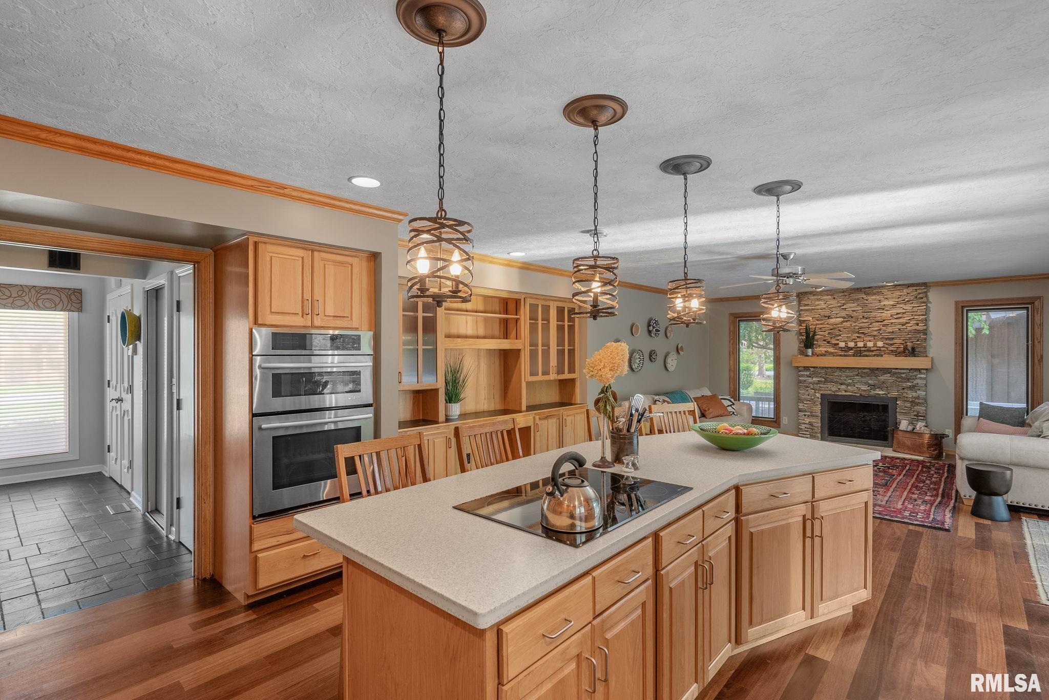 10 Timber Ridge Drive, Coal Valley, Illinois image 6
