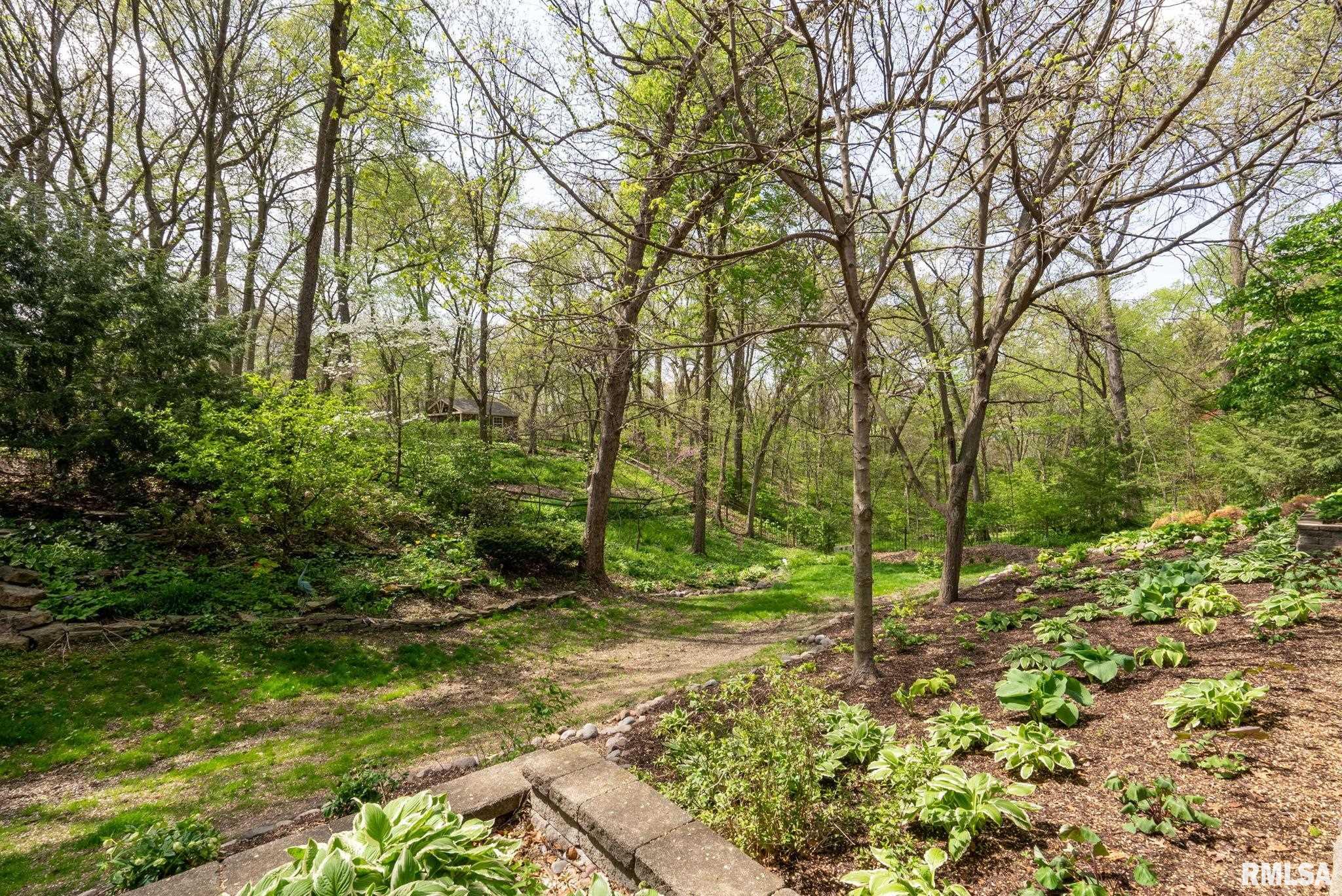 10 Timber Ridge Drive, Coal Valley, Illinois image 3