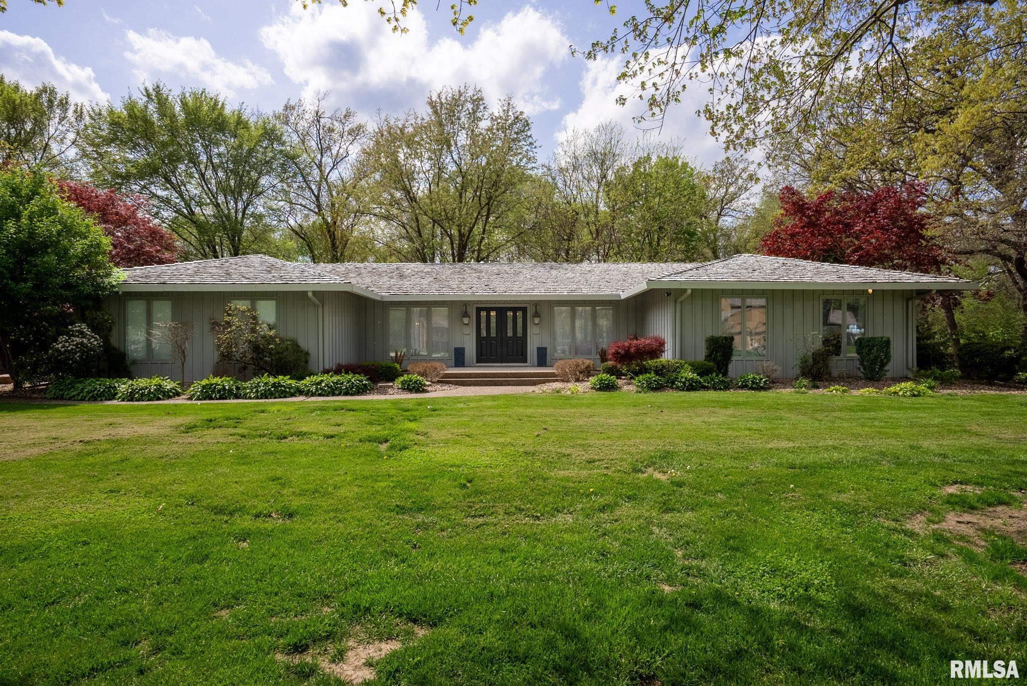 10 Timber Ridge Drive, Coal Valley, Illinois image 2