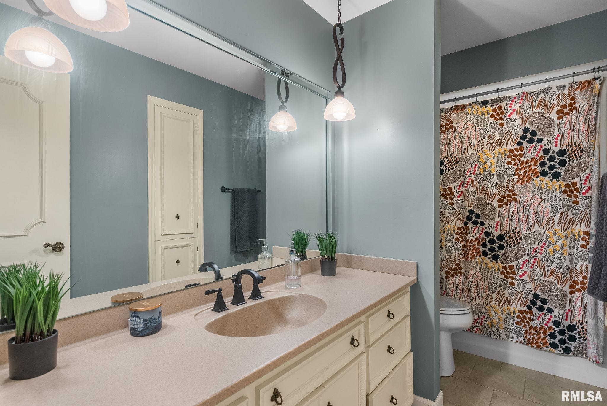 10 Timber Ridge Drive, Coal Valley, Illinois image 26