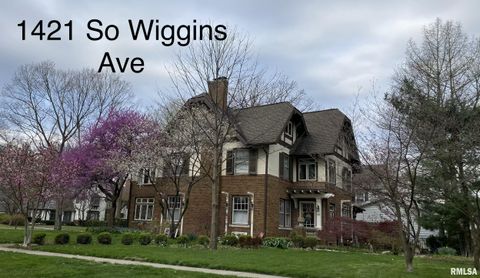 Photo of 1421 Wiggins Avenue, Springfield, IL 62702 (MLS # CA1043298)