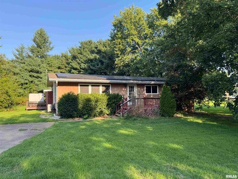 Homes For Sale - 228 W Hickory Hills Drive<br/> Mason County, Havana, IL 62644